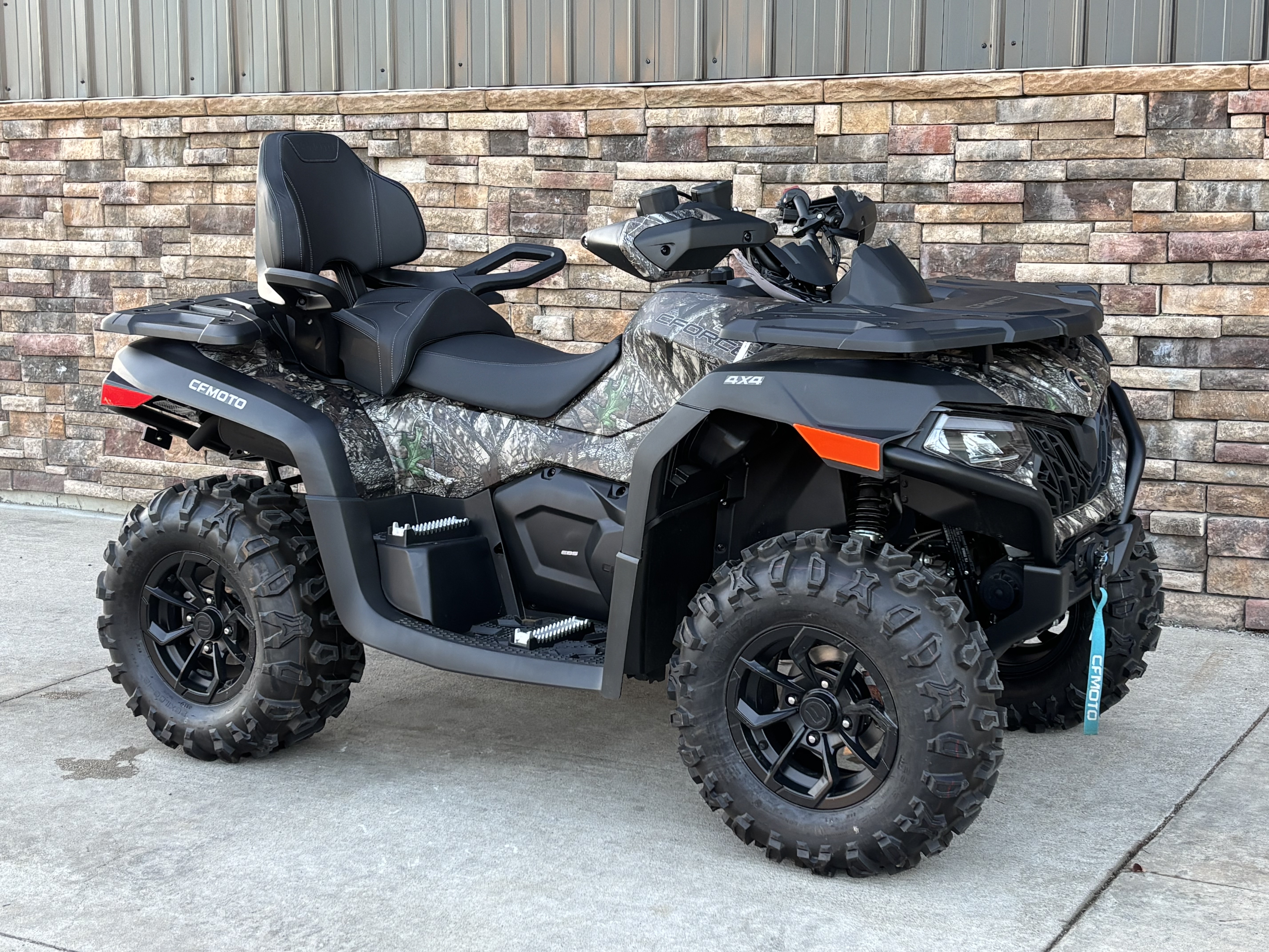 2025 CFMOTO CForce 600 Touring in Columbia, Missouri - Photo 3