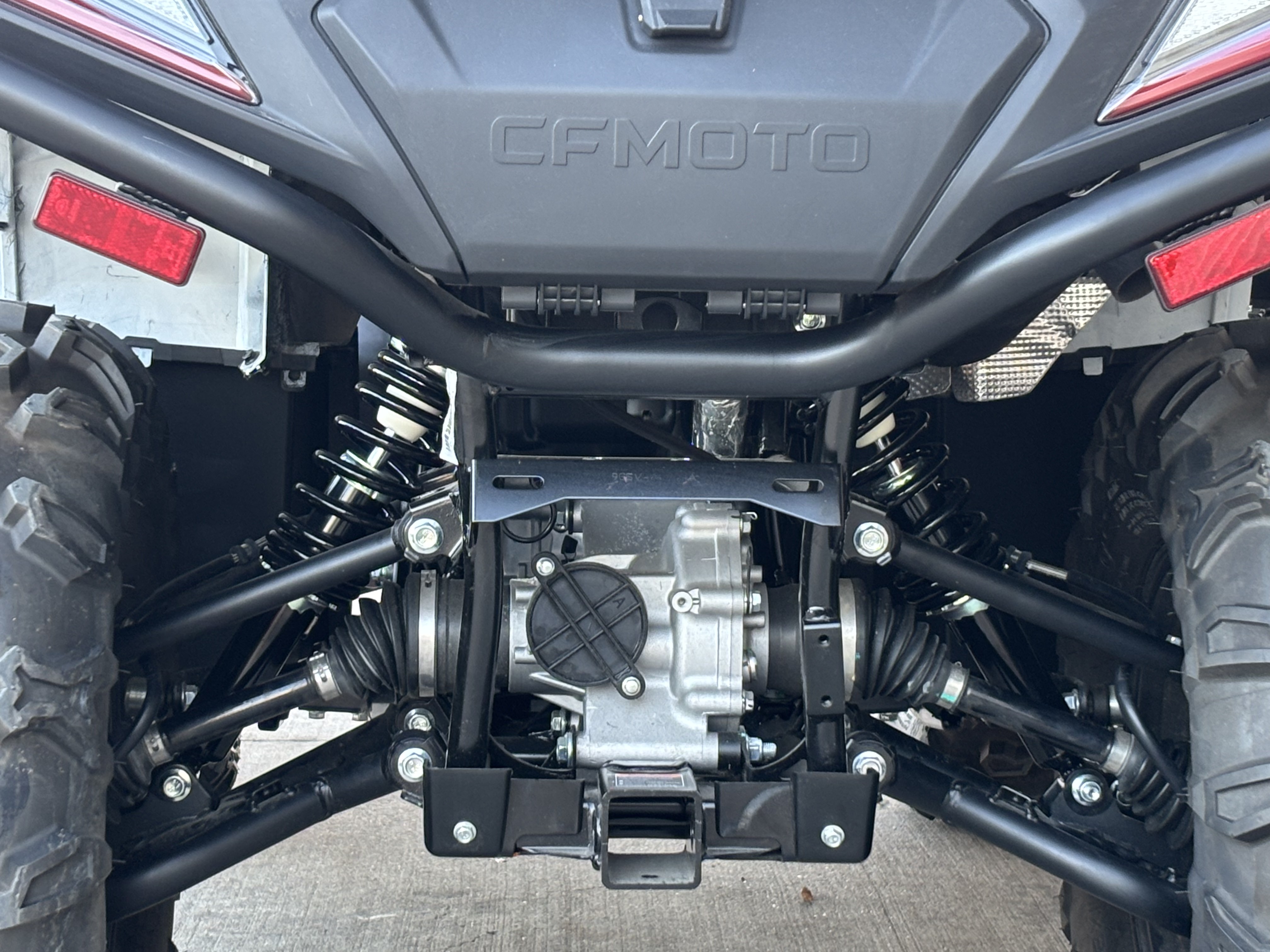 2025 CFMOTO CForce 600 Touring in Columbia, Missouri - Photo 12