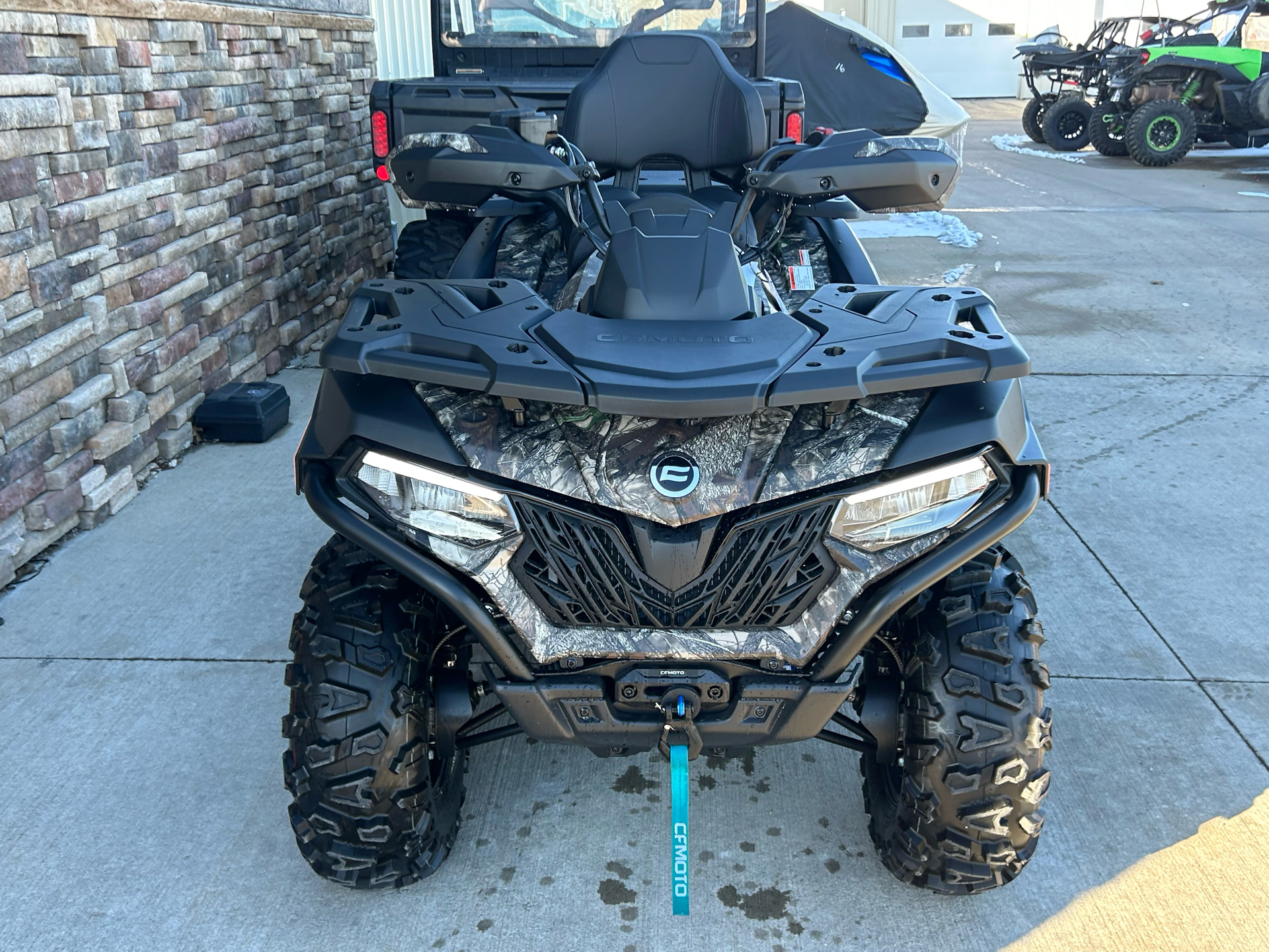 2025 CFMOTO CForce 600 Touring in Columbia, Missouri - Photo 2
