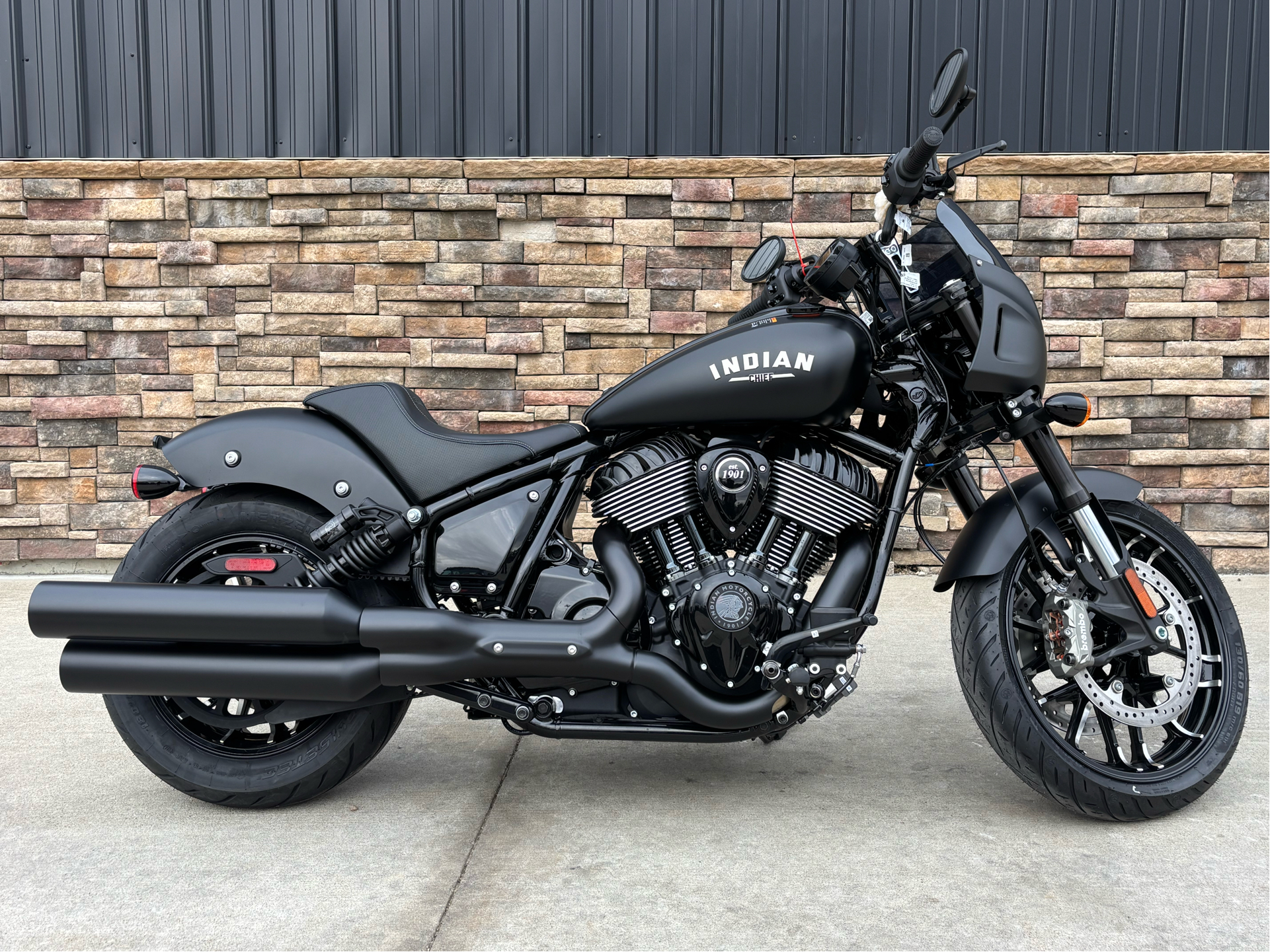 2025 Indian Motorcycle Sport Chief in Columbia, Missouri - Photo 13