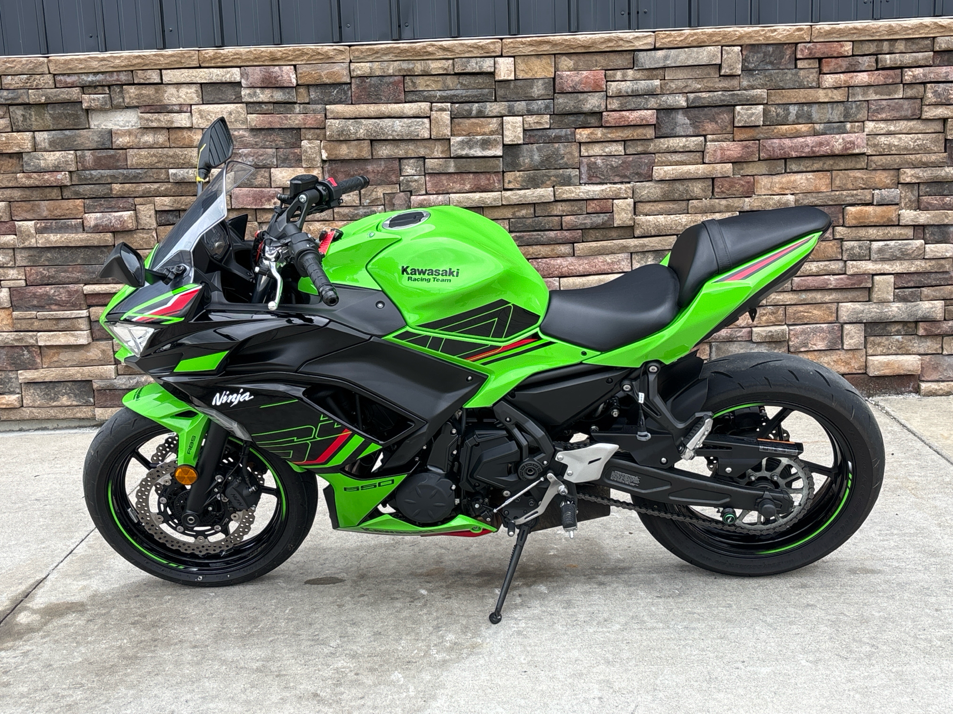2024 Kawasaki Ninja 650 ABS in Columbia, Missouri - Photo 10