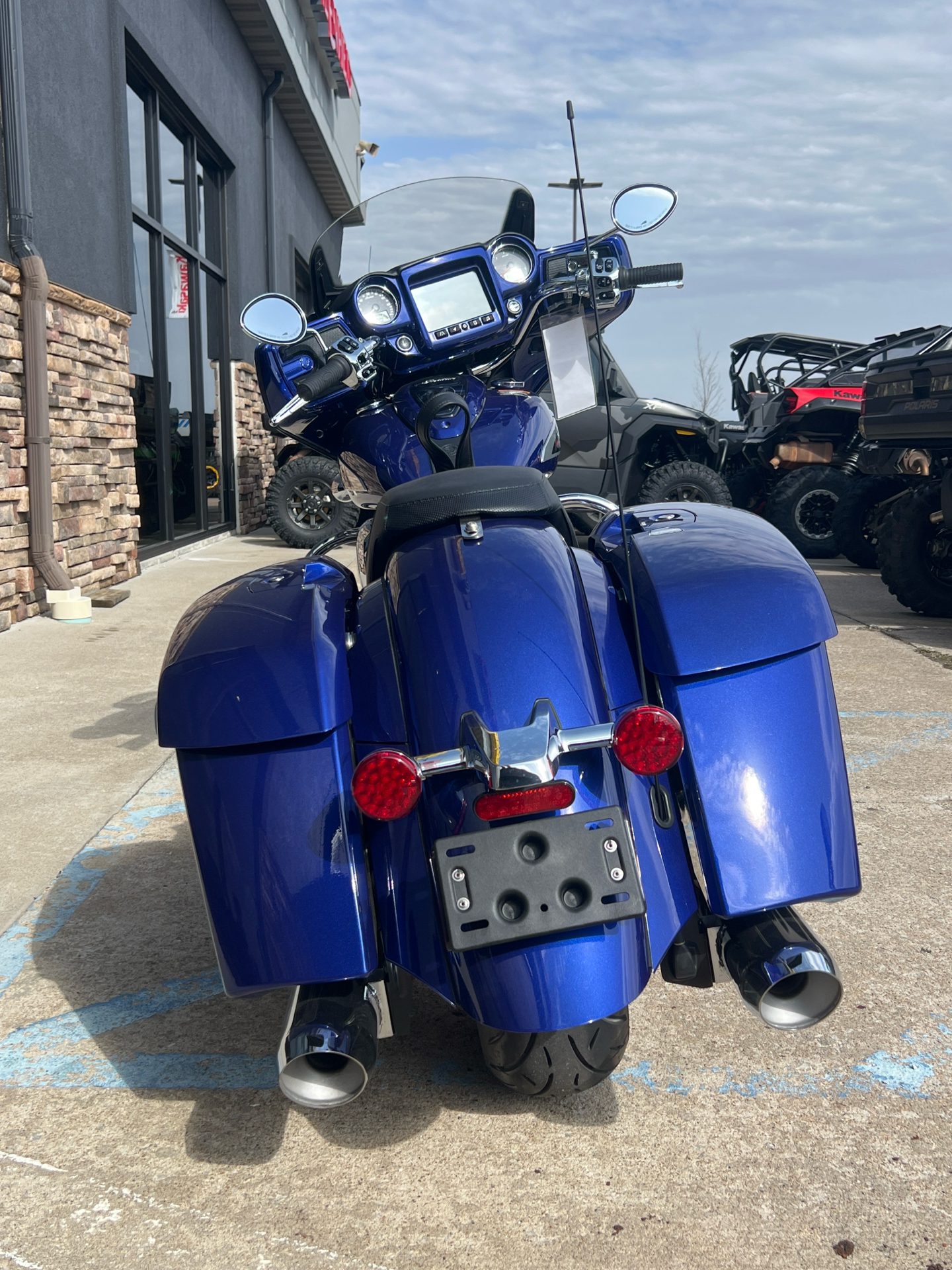 2023 Indian Motorcycle Chieftain® Limited in Columbia, Missouri - Photo 3