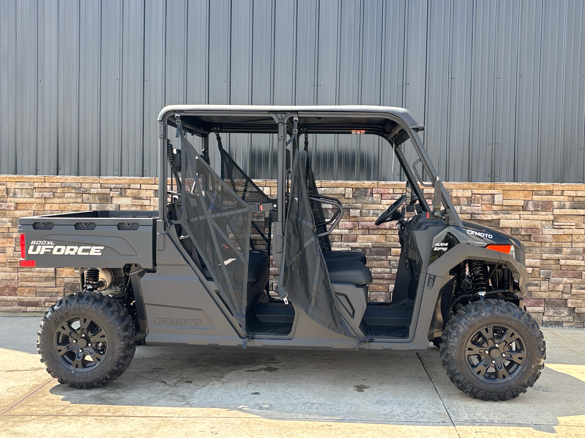 2025 CFMOTO UForce 800 XL in Columbia, Missouri - Photo 1