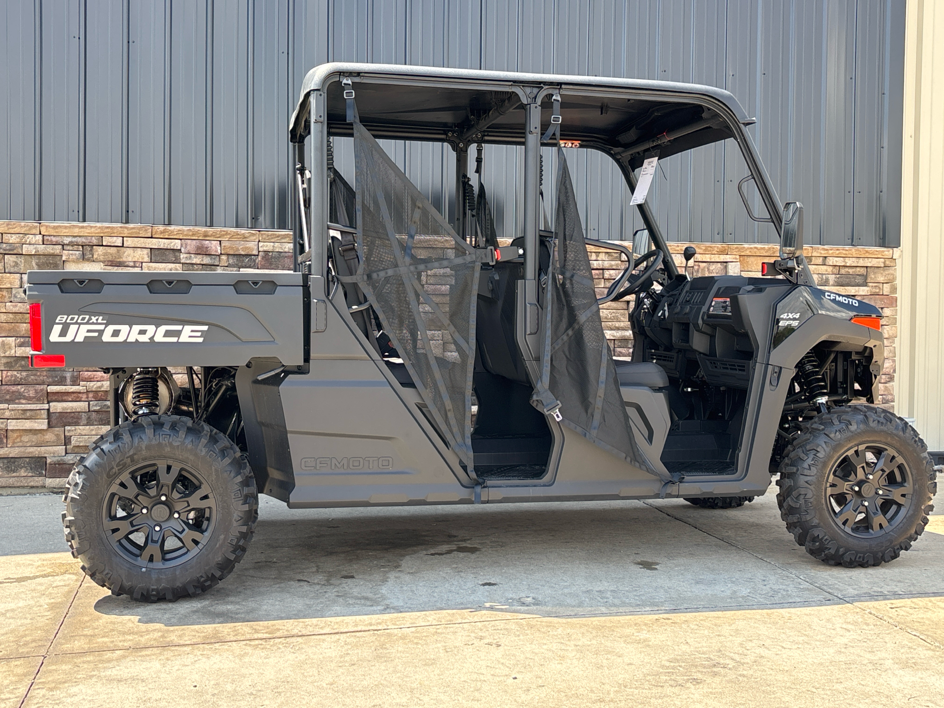 2025 CFMOTO UForce 800 XL in Columbia, Missouri - Photo 2