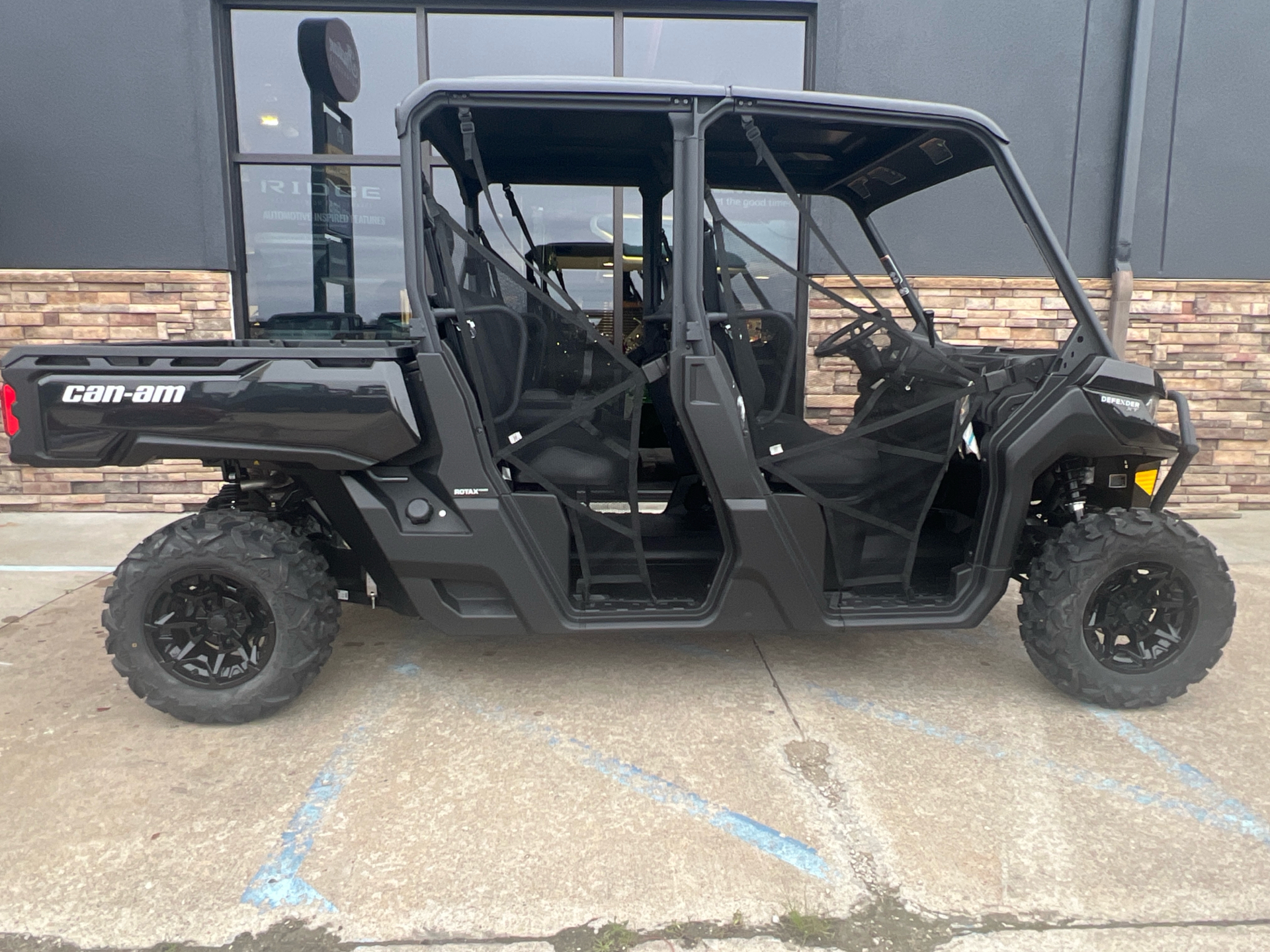 2025 Can-Am Defender MAX XT HD9 in Columbia, Missouri - Photo 1