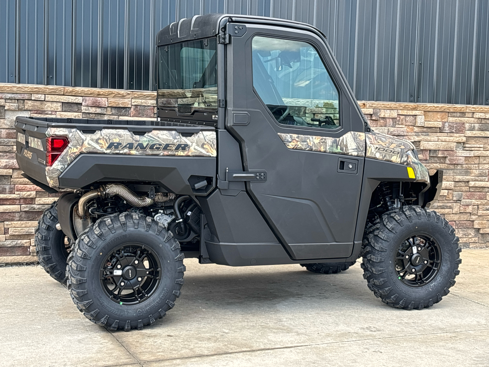 2025 Polaris Ranger XP 1000 NorthStar Edition Premium in Columbia, Missouri - Photo 2