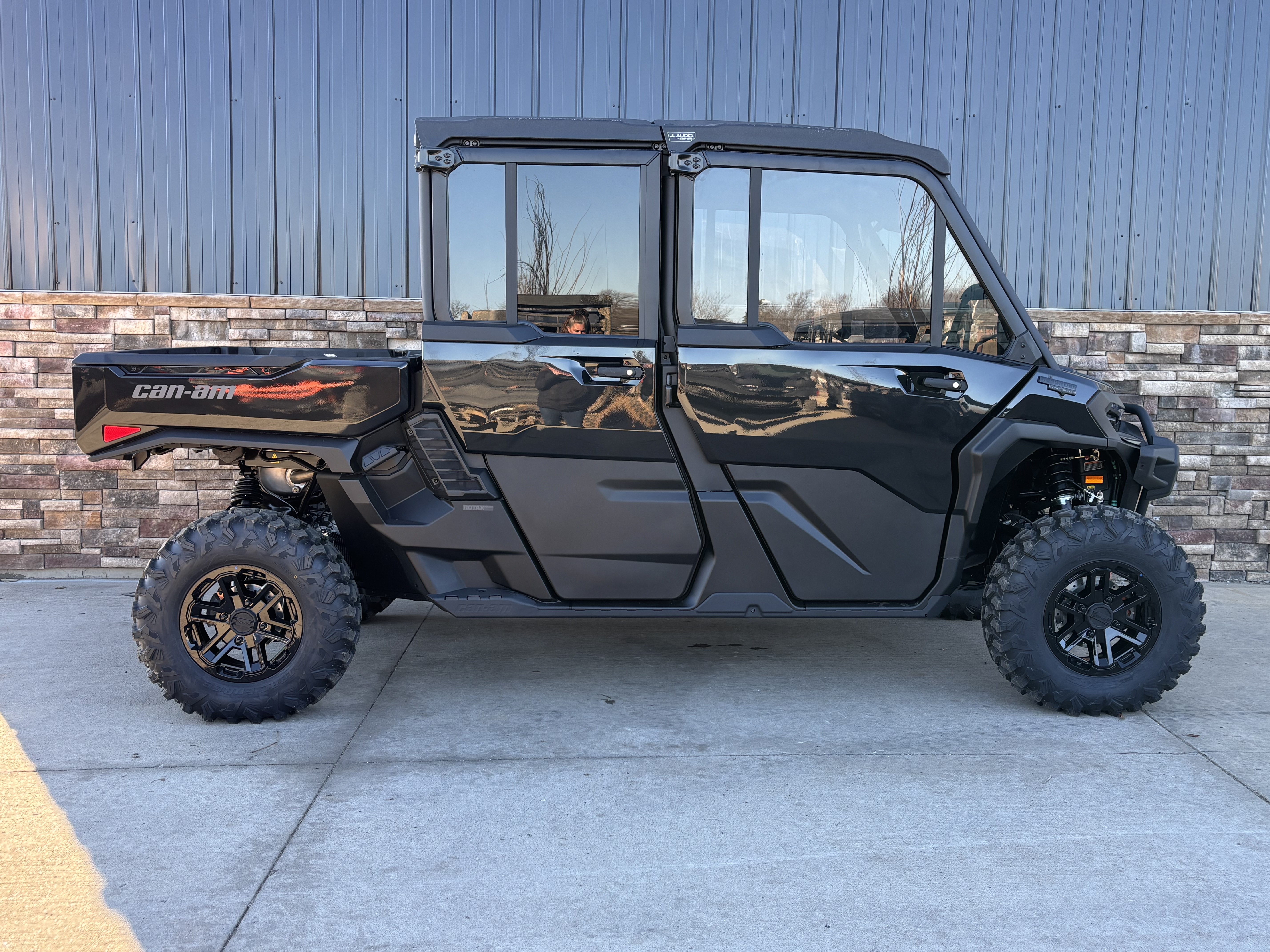 2026 Can-Am Defender MAX Lone Star CAB HD11 in Columbia, Missouri - Photo 1