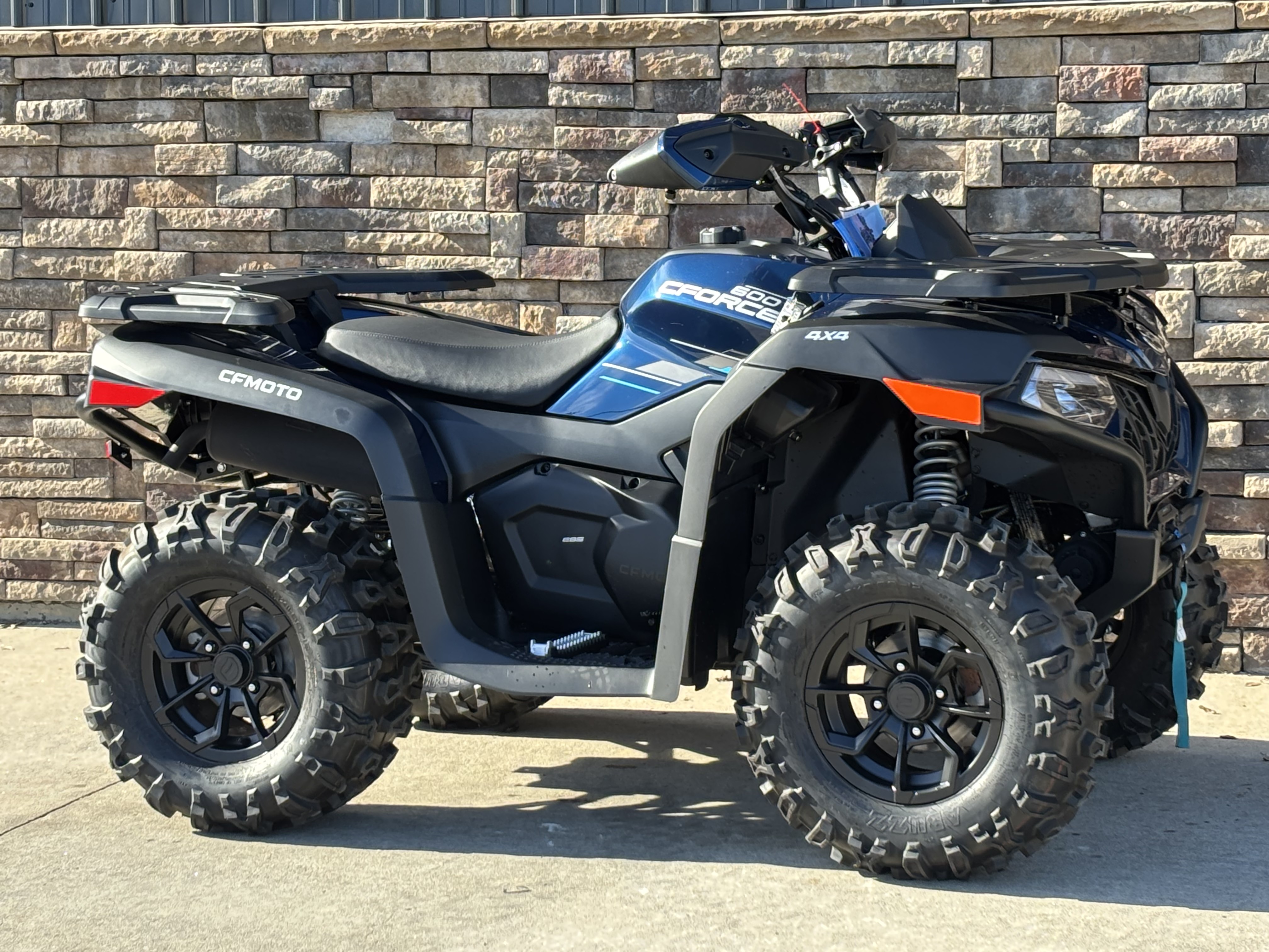 2025 CFMOTO CForce 600 in Columbia, Missouri - Photo 3