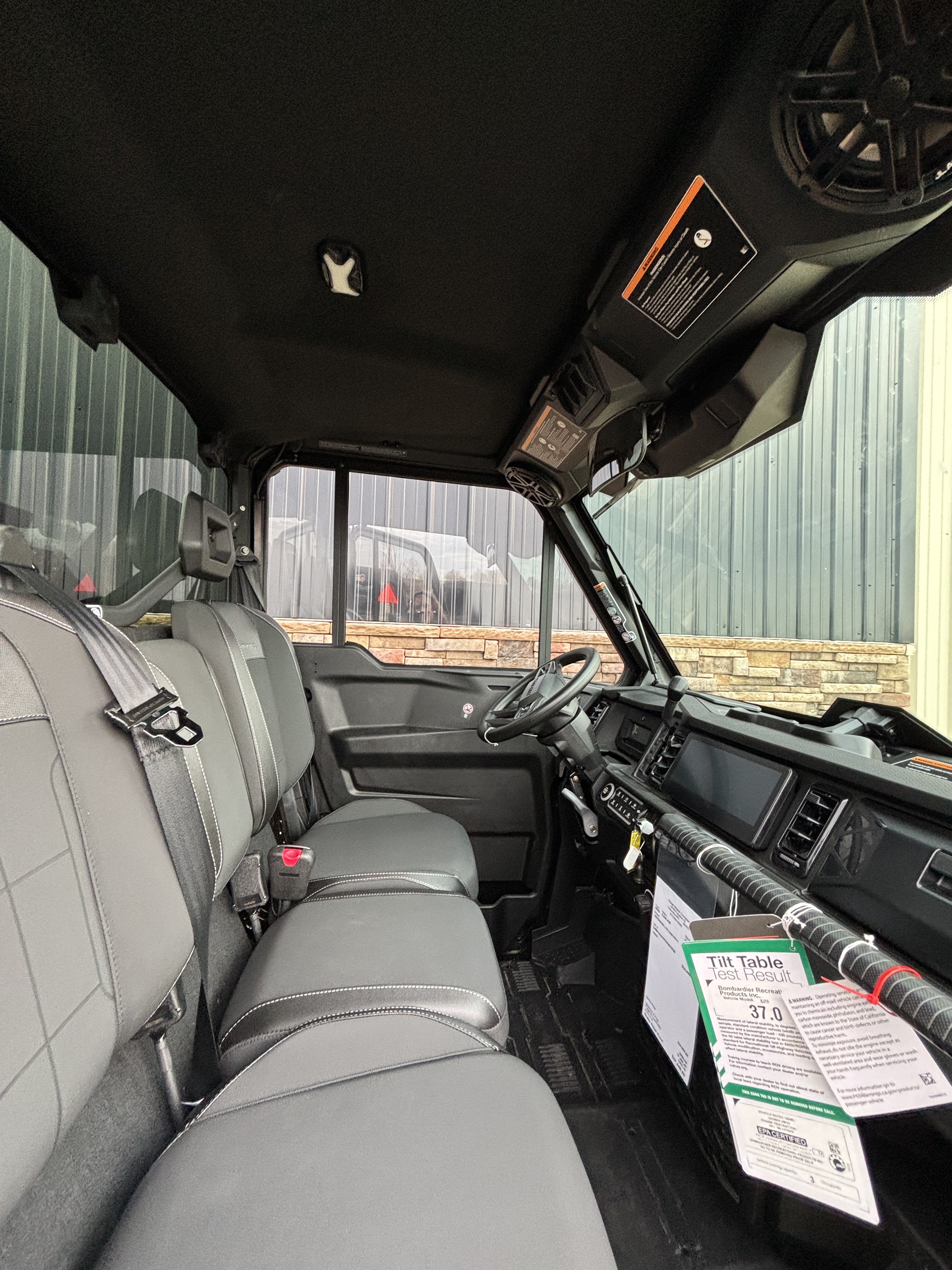 2026 Can-Am DEFENDER LTD CAB HD11 in Columbia, Missouri - Photo 7
