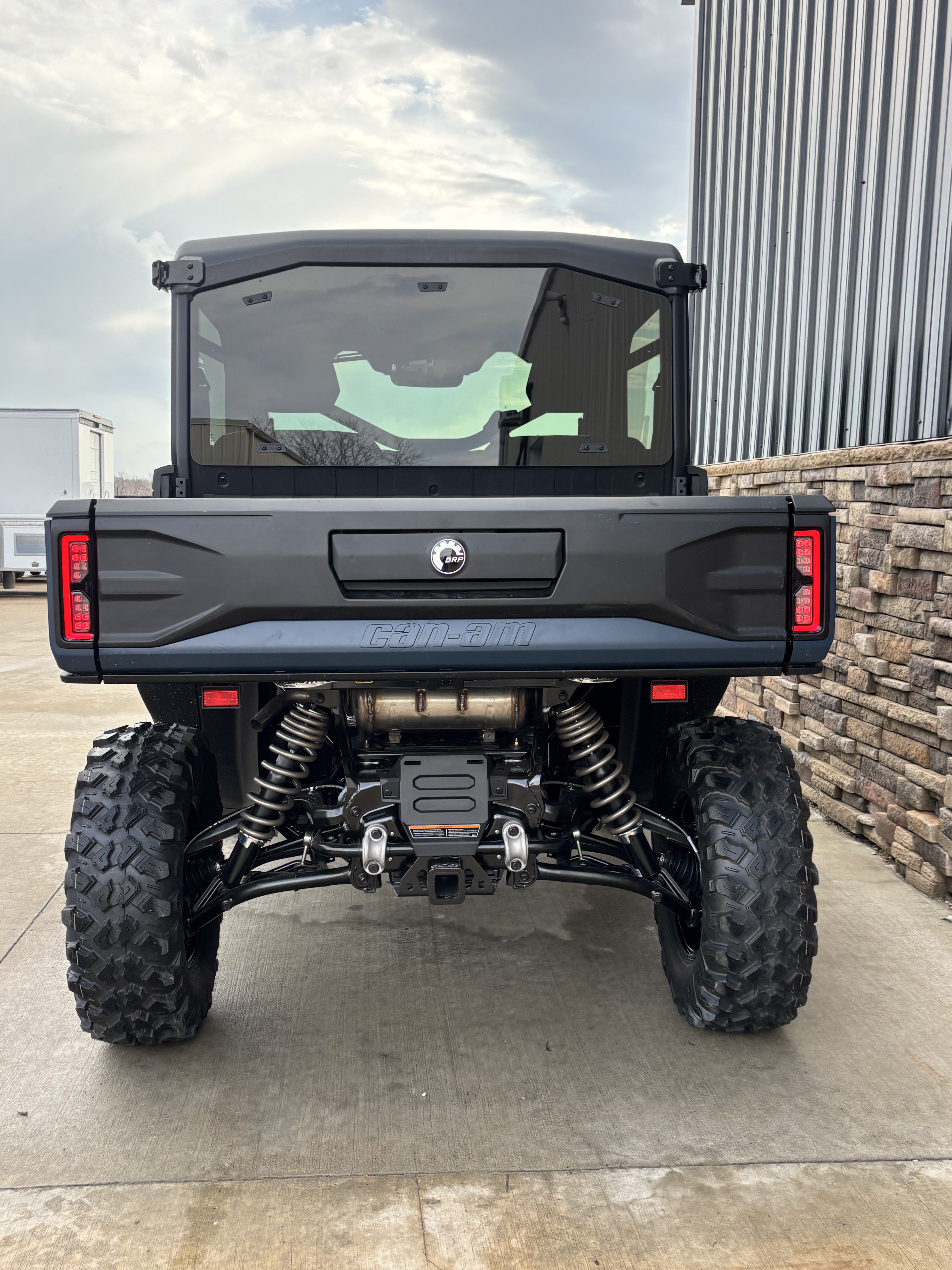 2026 Can-Am DEFENDER LTD CAB HD11 in Columbia, Missouri - Photo 13