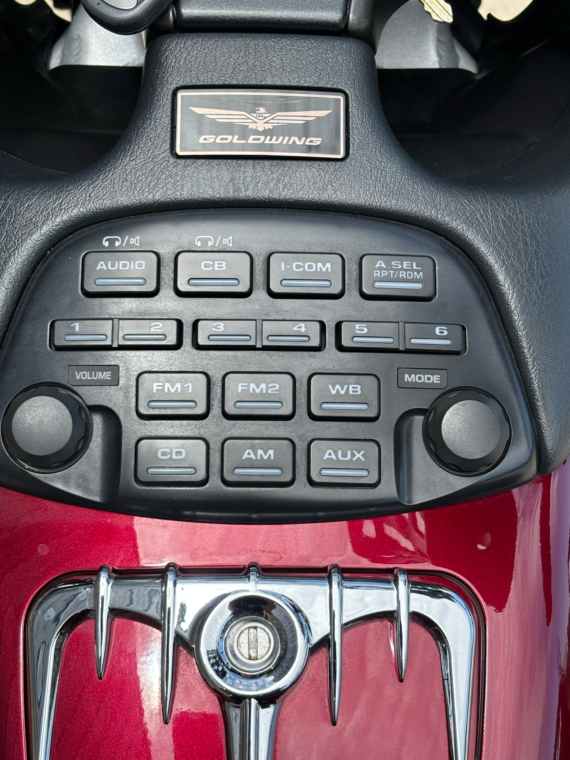 2009 Honda Gold Wing® in Columbia, Missouri - Photo 10
