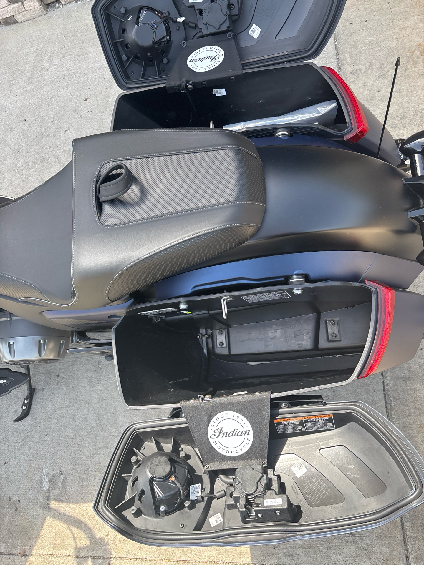 2023 Indian Motorcycle Challenger® Elite in Columbia, Missouri - Photo 10