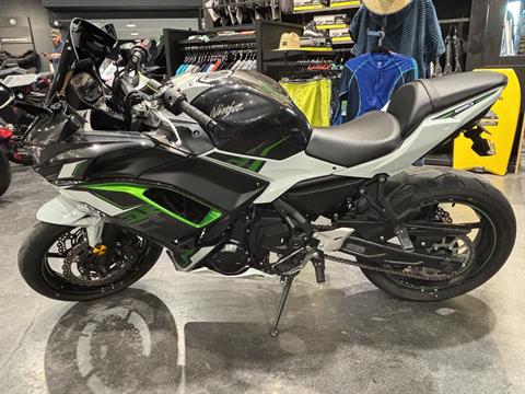 Used 2022 Kawasaki Ninja 650 ABS, Columbia MO | Specs, Price