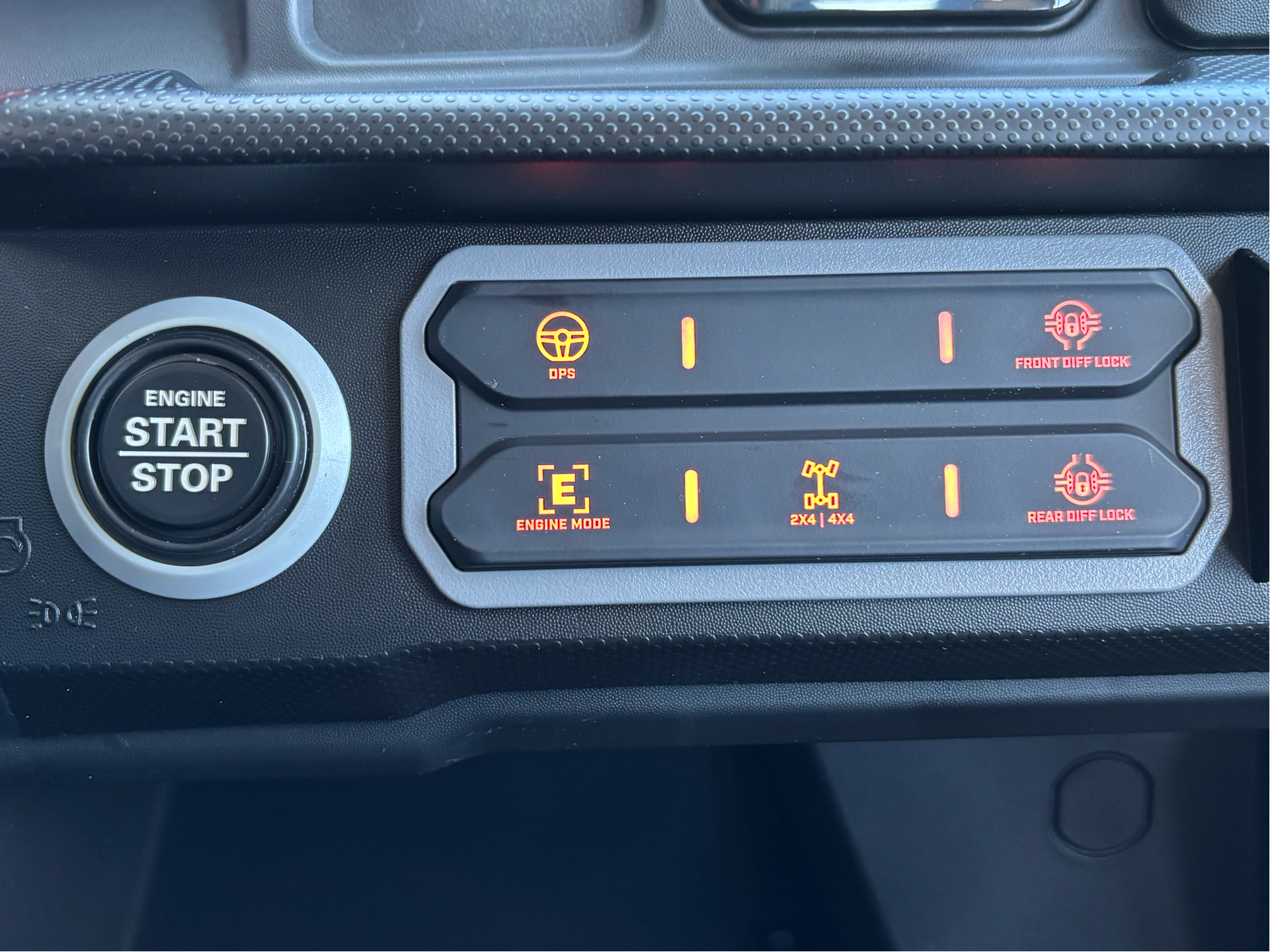 2026 Can-Am Defender MAX XT CAB HD11 in Columbia, Missouri - Photo 10