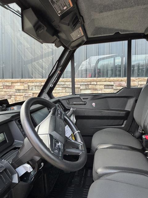 2026 Can-Am Defender MAX XT CAB HD11 in Columbia, Missouri - Photo 8