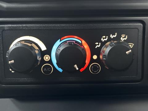 2026 Can-Am Defender MAX XT CAB HD11 in Columbia, Missouri - Photo 14