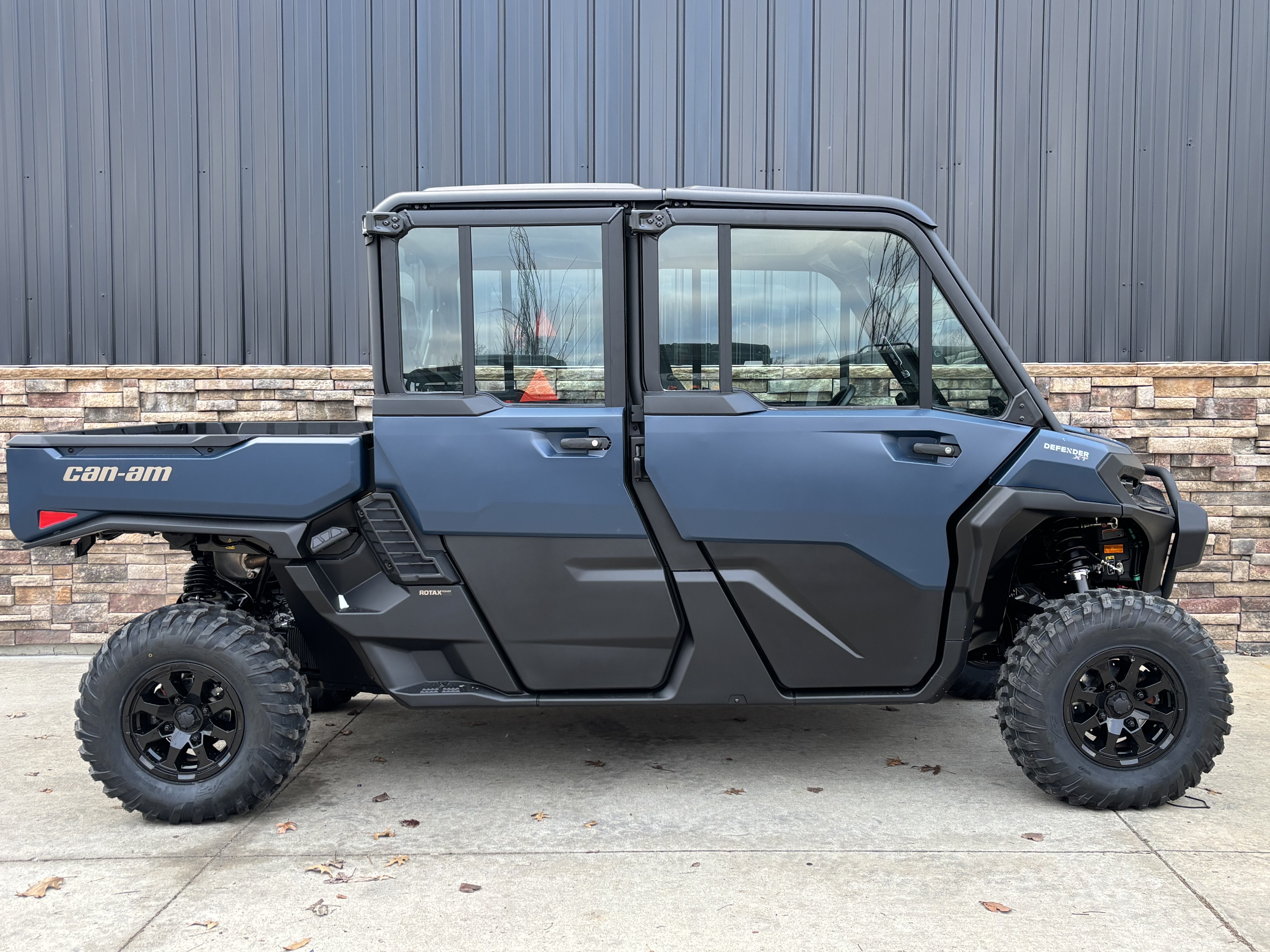 2026 Can-Am Defender MAX XT CAB HD11 in Columbia, Missouri - Photo 17