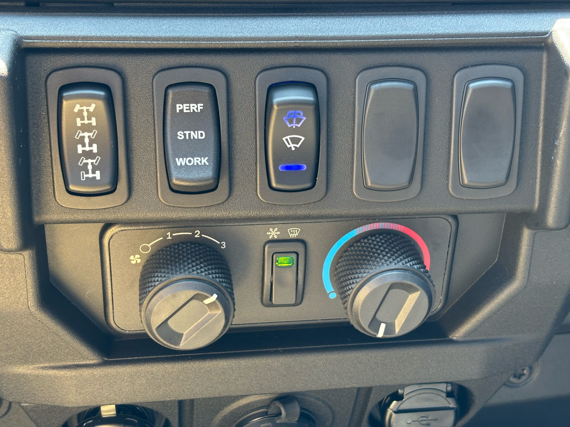 2026 Polaris Ranger XP 1000 NorthStar Edition Premium in Columbia, Missouri - Photo 8