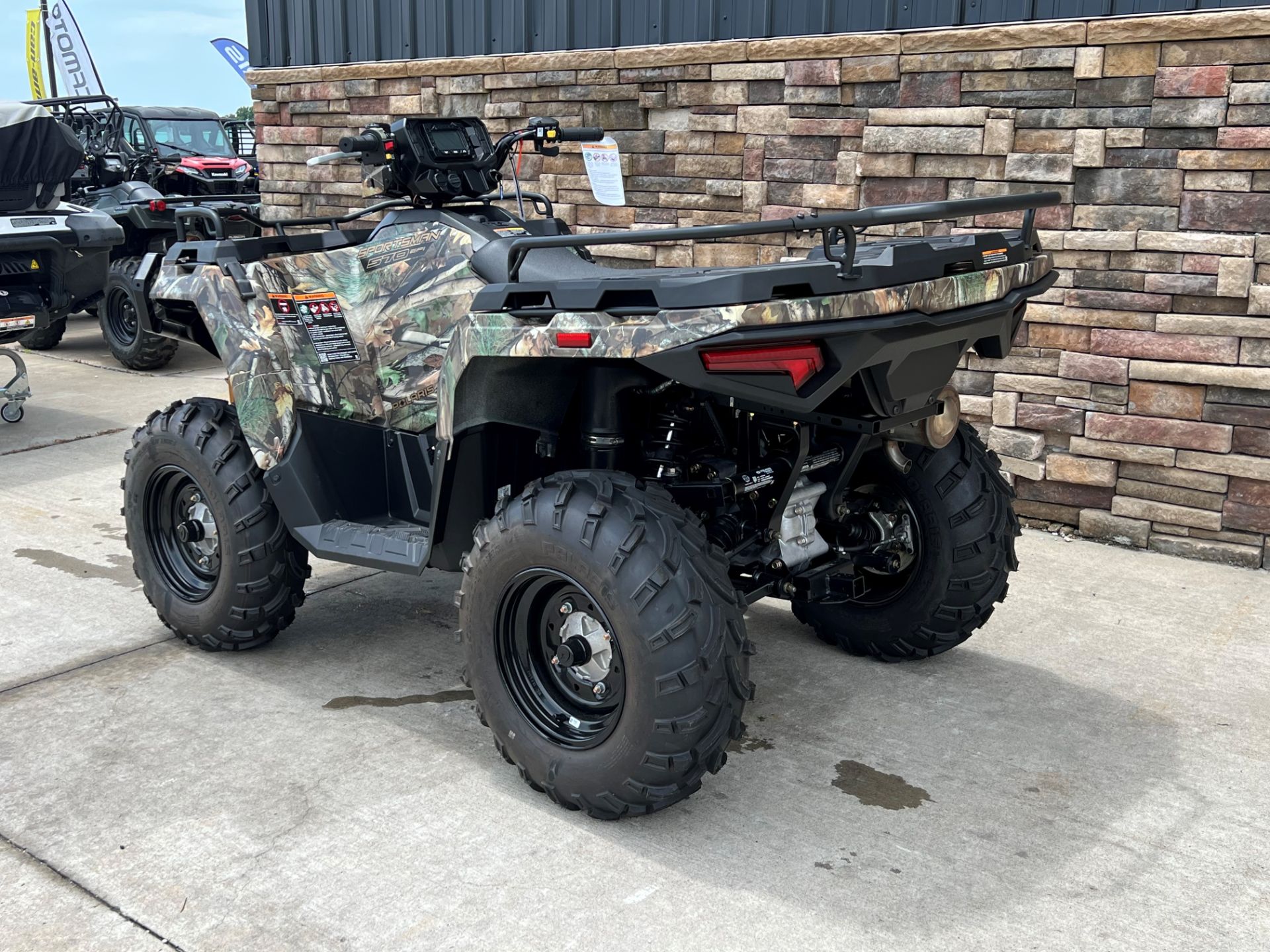 2025 Polaris Sportsman 570 EPS in Columbia, Missouri - Photo 3