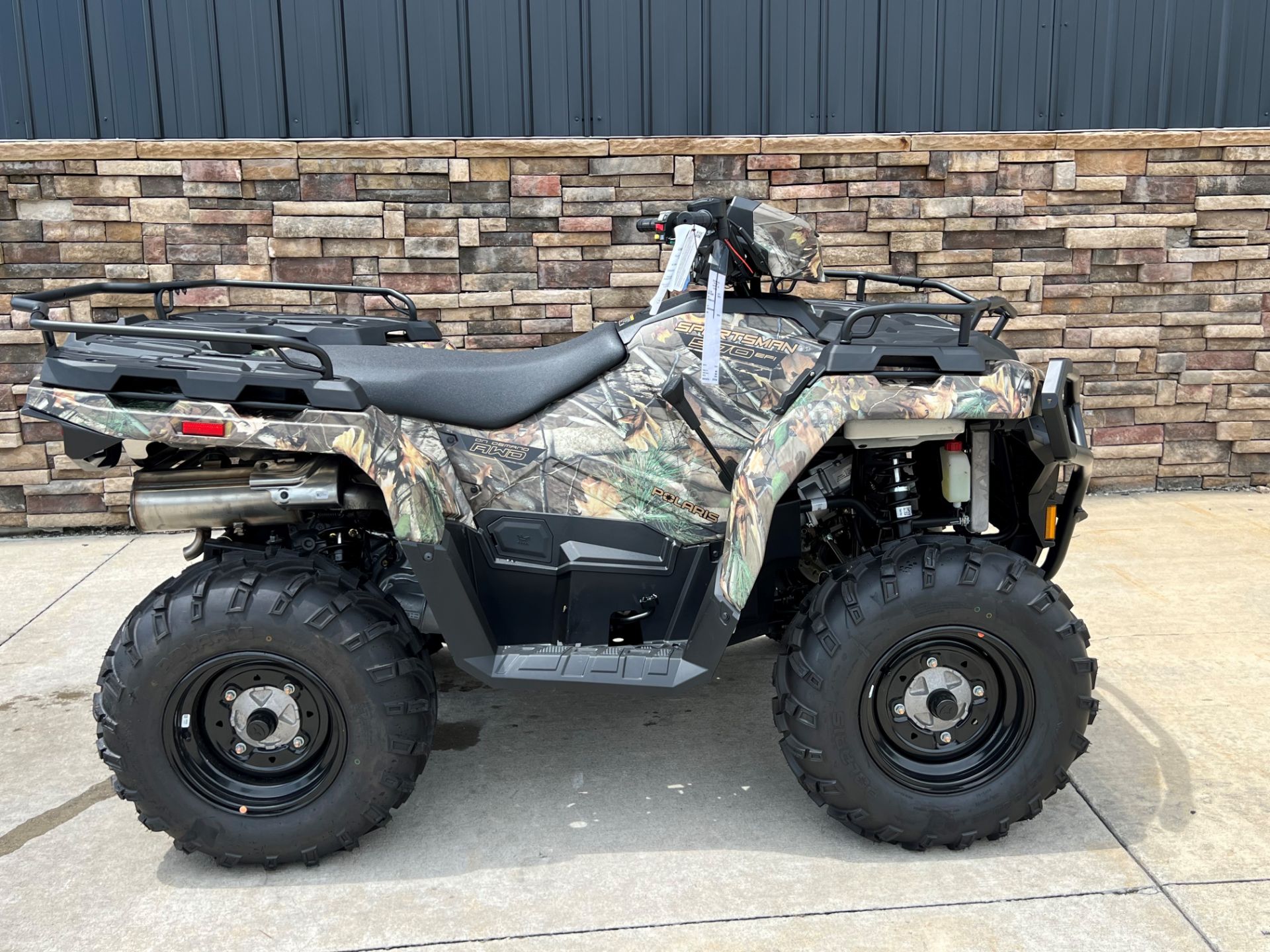 2025 Polaris Sportsman 570 EPS in Columbia, Missouri - Photo 10