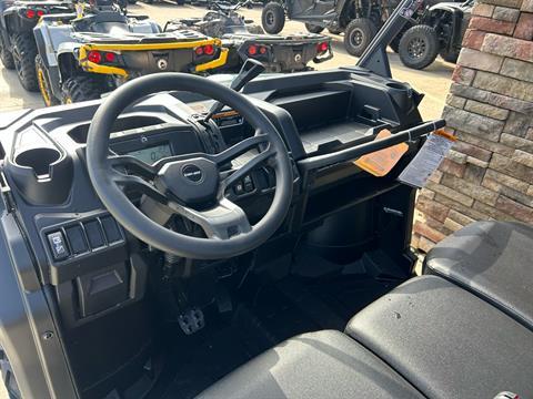 2025 Can-Am Defender MAX DPS HD7 in Columbia, Missouri - Photo 5