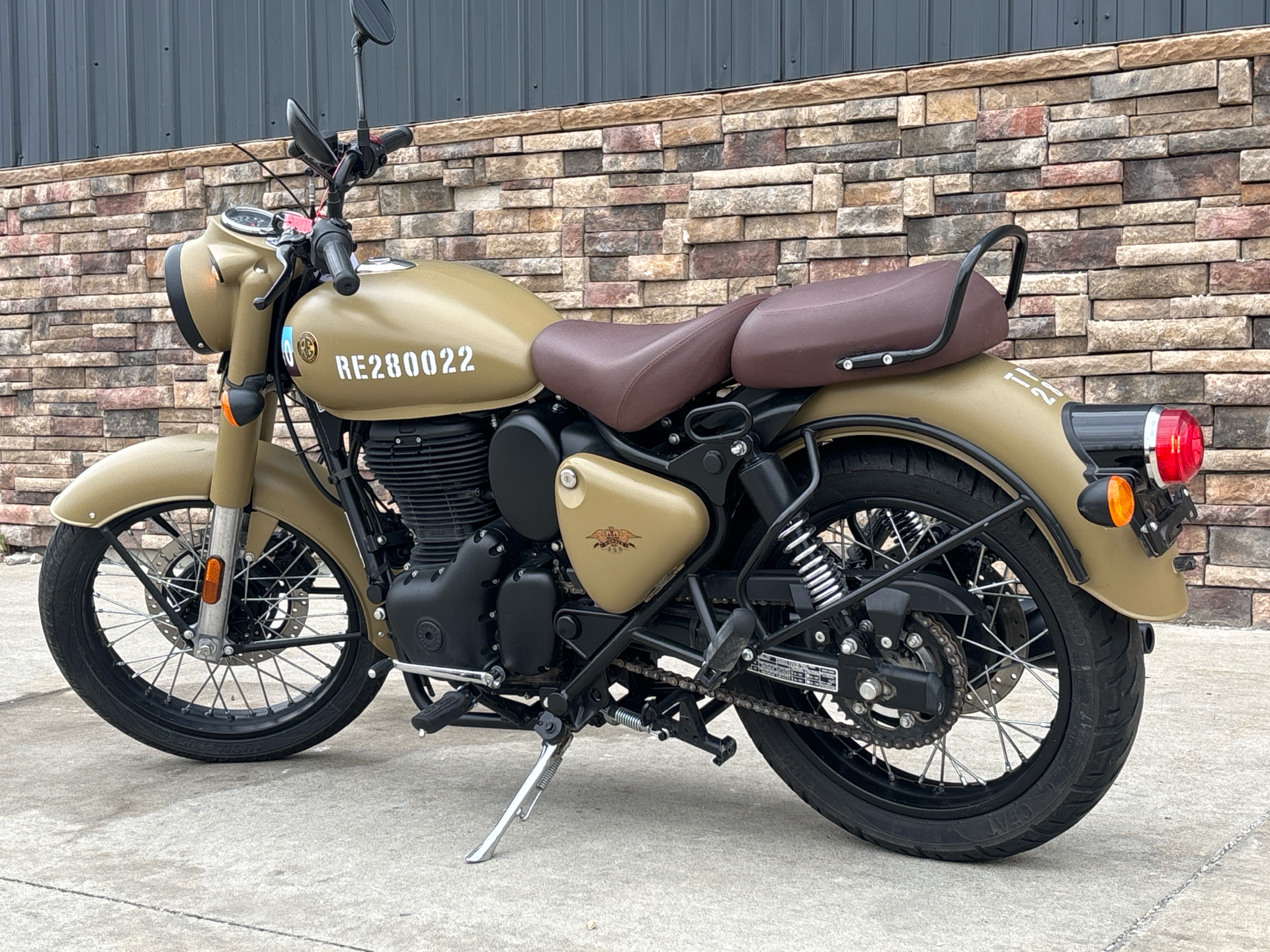 2022 Royal Enfield Classic 350 in Columbia, Missouri - Photo 3