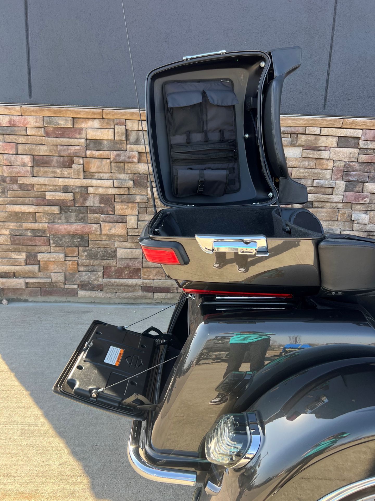 2019 Harley-Davidson Tri Glide® Ultra in Columbia, Missouri - Photo 6