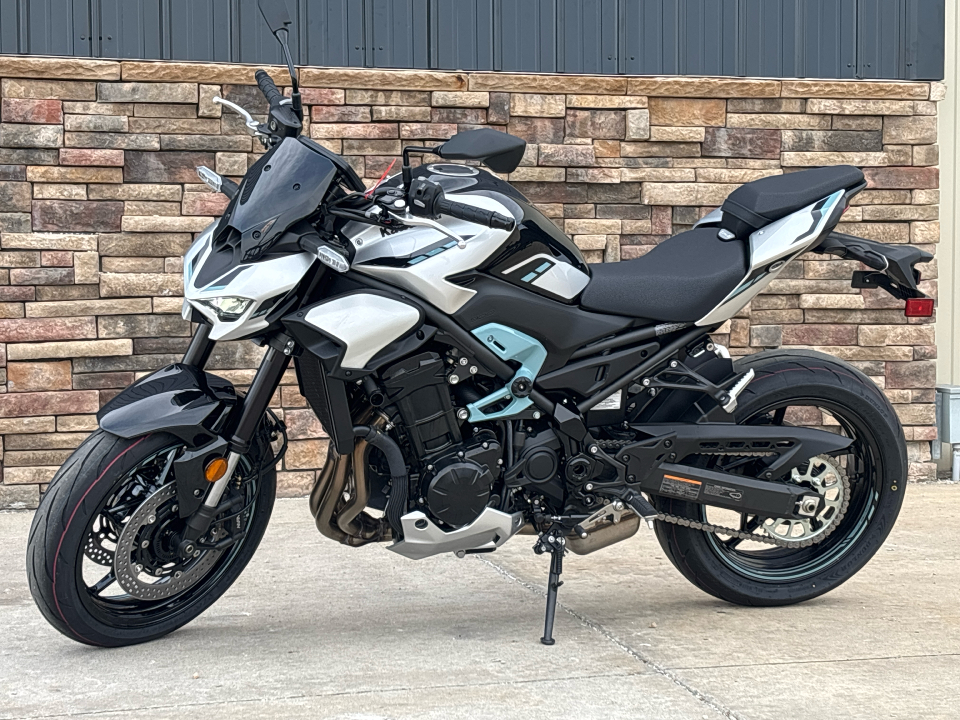2025 Kawasaki Z900 ABS in Columbia, Missouri - Photo 2