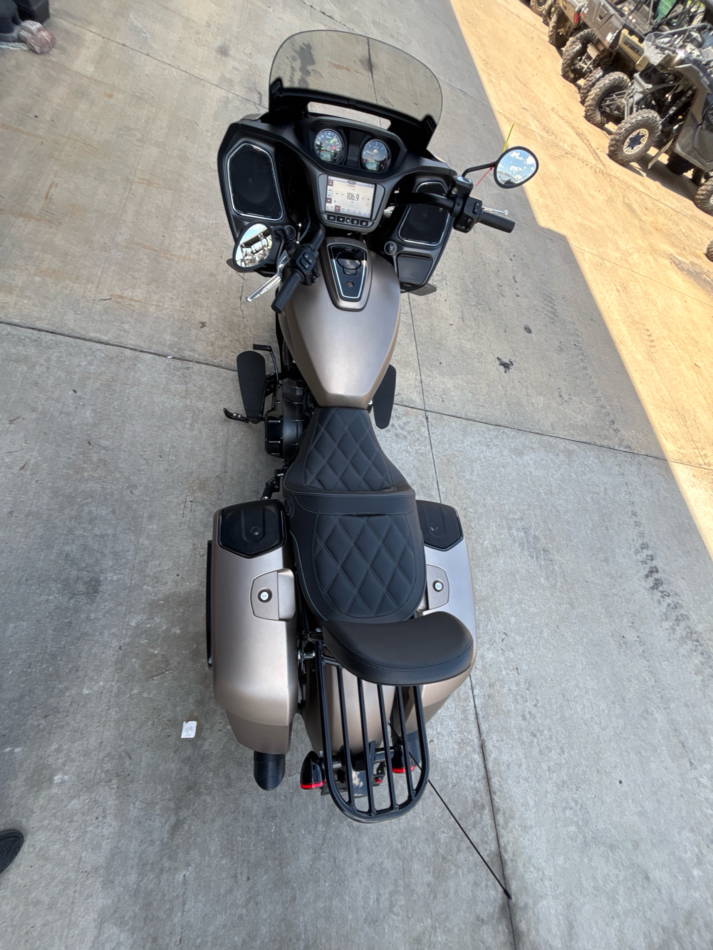 2020 Indian Motorcycle Challenger® Dark Horse® in Columbia, Missouri - Photo 4