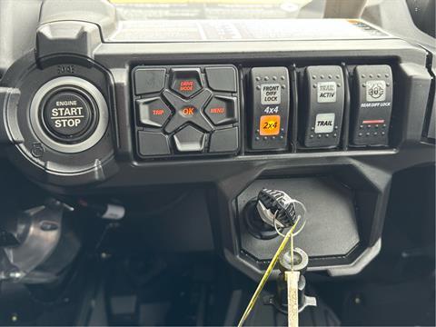 2026 Can-Am Commander MAX XT-P in Columbia, Missouri - Photo 9