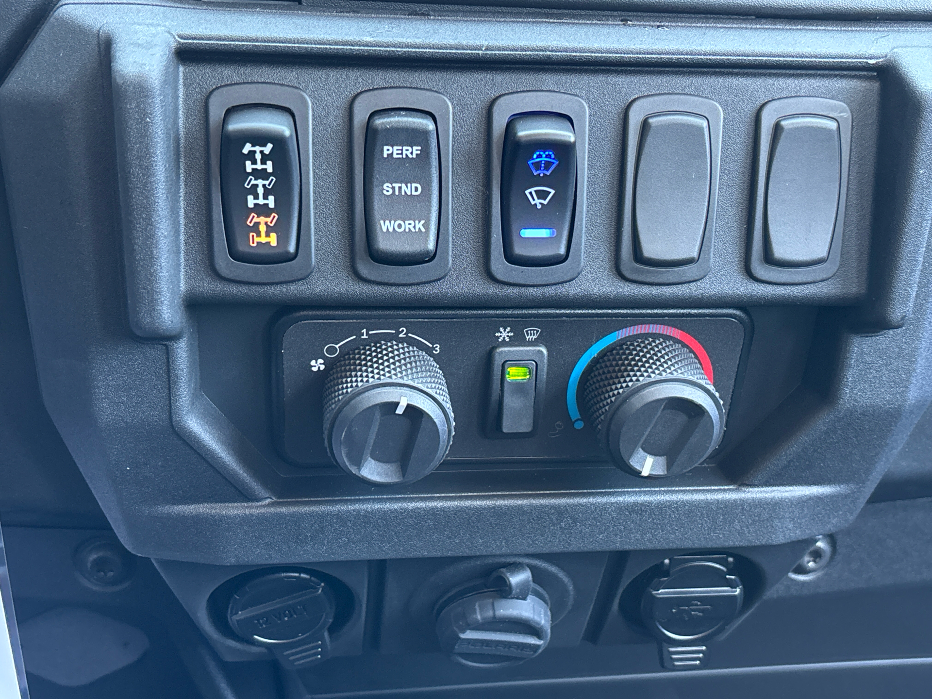 2025 Polaris Ranger Crew XP 1000 NorthStar Edition Ultimate in Columbia, Missouri - Photo 8