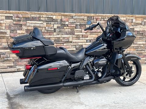 2020 Harley-Davidson Road Glide® Limited in Columbia, Missouri - Photo 2