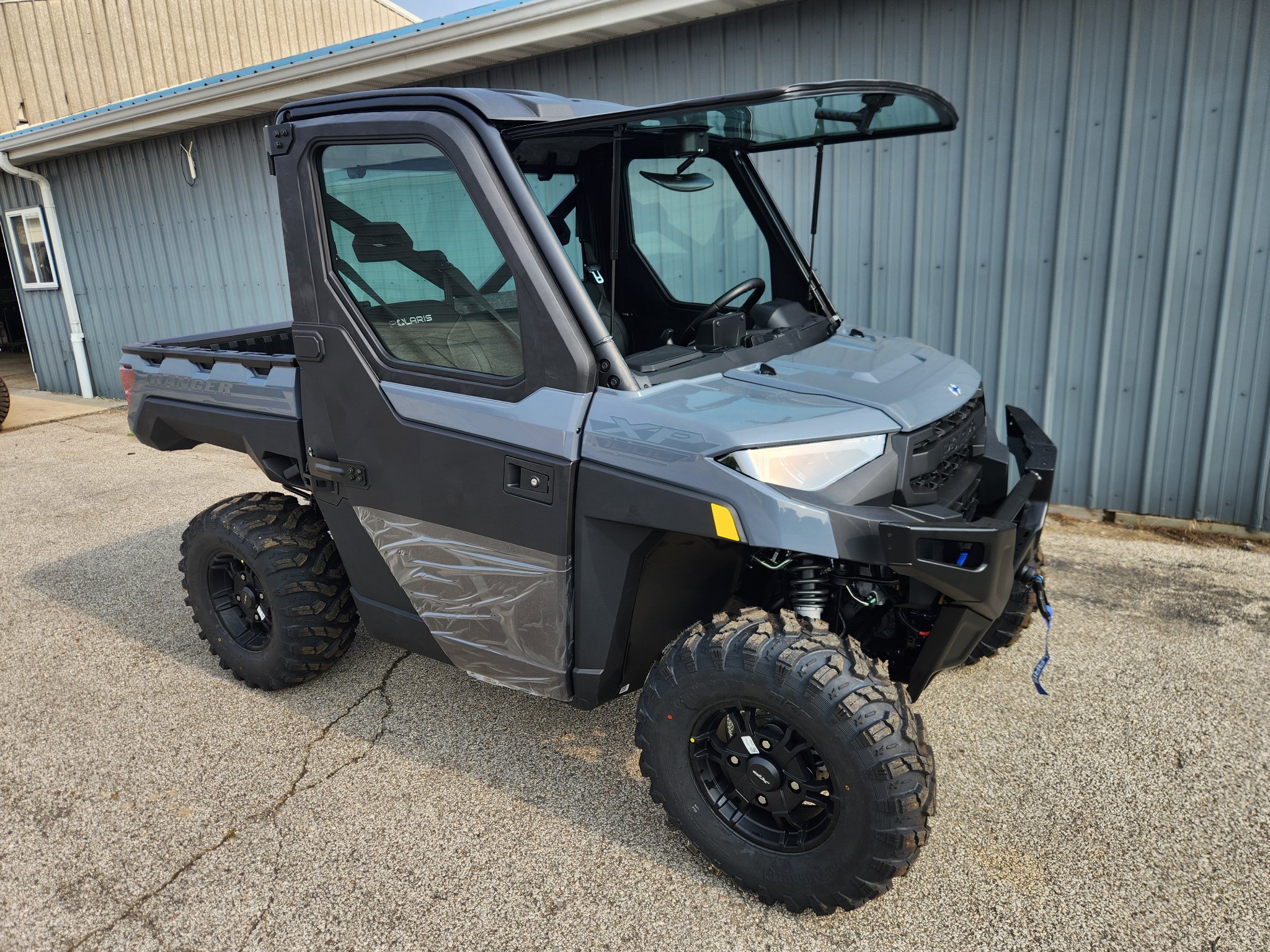 2027 Polaris Ranger XP 1000 NorthStar Ultimate 1