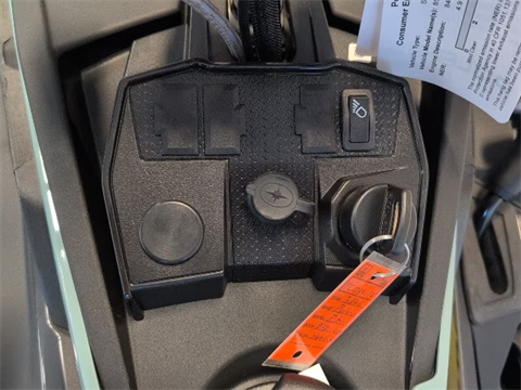 2026 Polaris 850 TITAN Adventure Ultimate 155 1.5 ES in Two Harbors, Minnesota - Photo 18