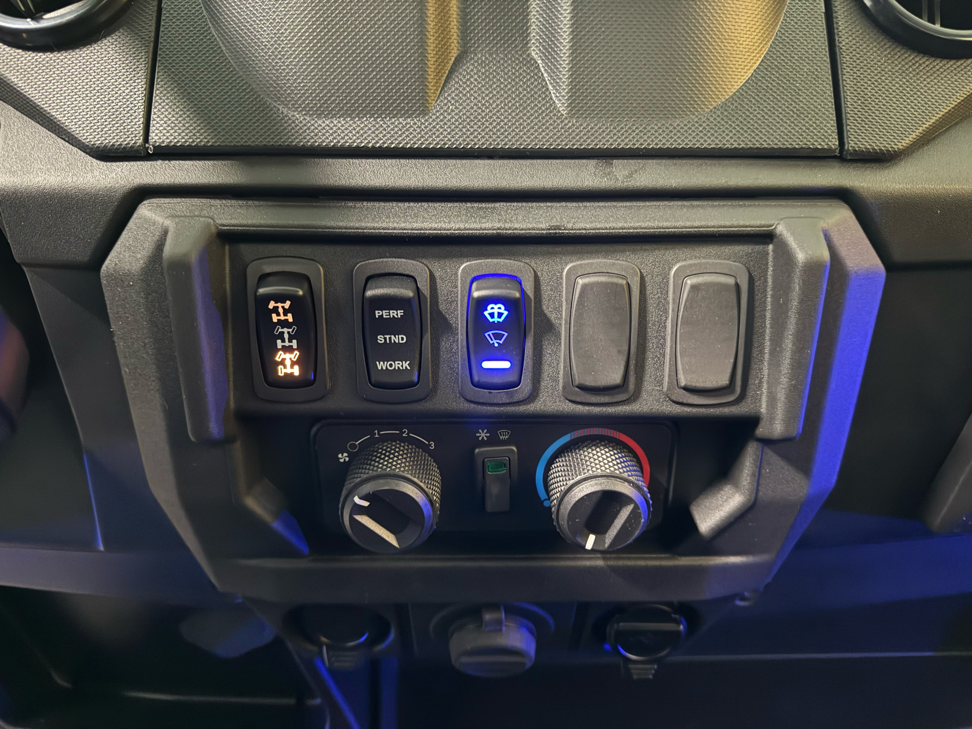2025 Polaris Ranger XP 1000 NorthStar Edition Premium in Two Harbors, Minnesota - Photo 13