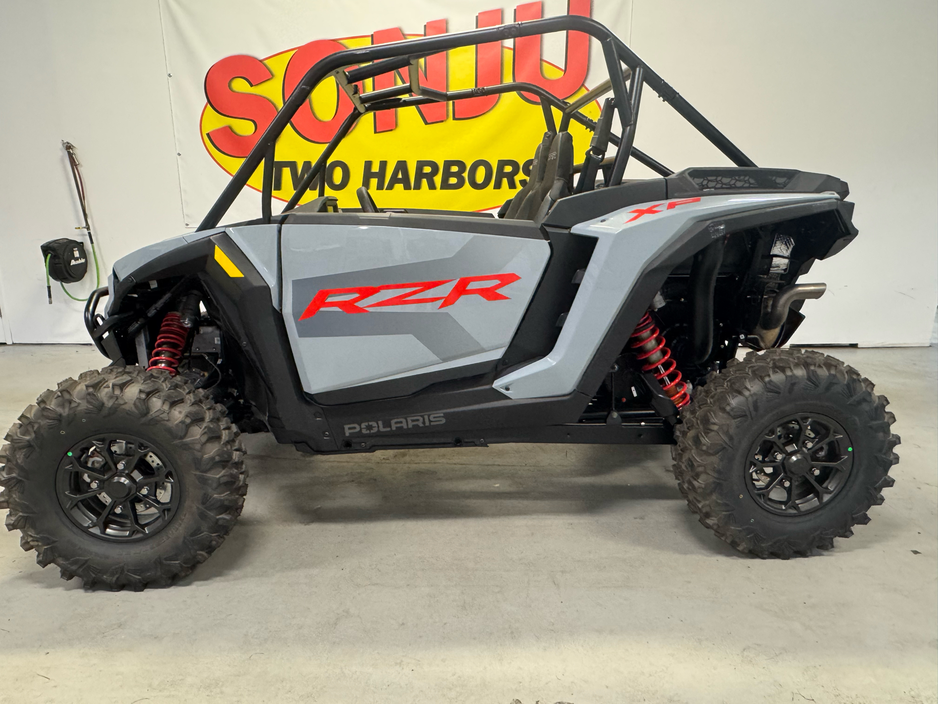 2025 Polaris RZR XP 1000 Premium in Two Harbors, Minnesota - Photo 2