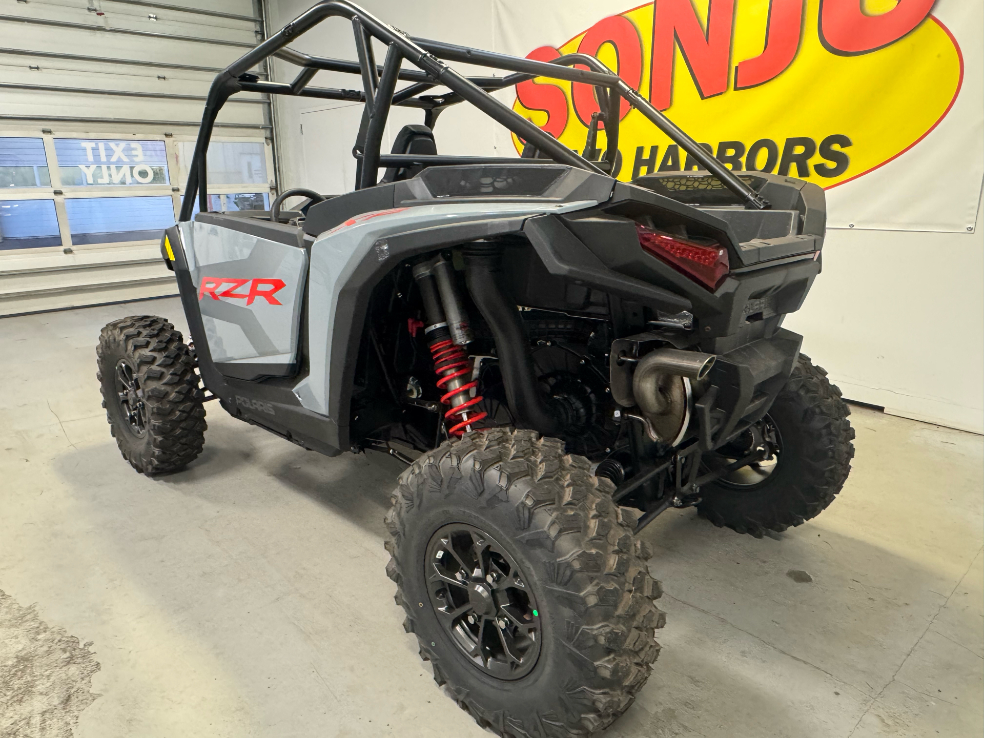 2025 Polaris RZR XP 1000 Premium in Two Harbors, Minnesota - Photo 3