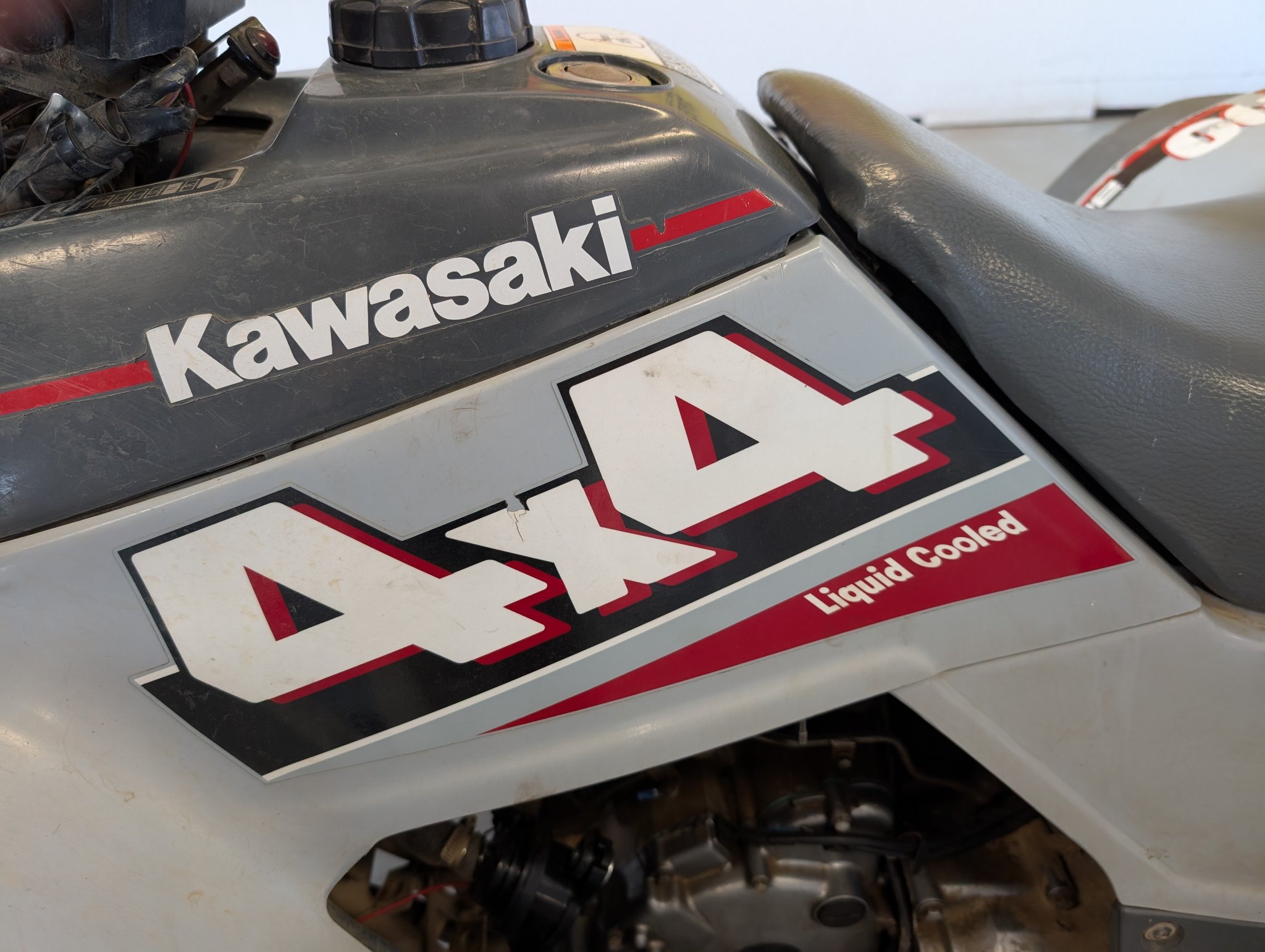 1994 Kawasaki BAYOU 400 4X4 in Two Harbors, Minnesota - Photo 9