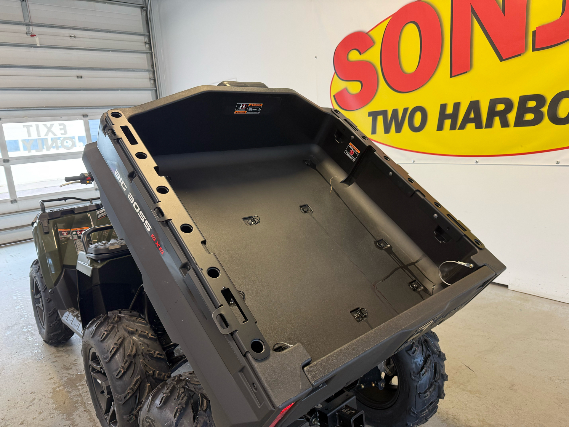 2025 Polaris Sportsman 6x6 570 in Two Harbors, Minnesota - Photo 2
