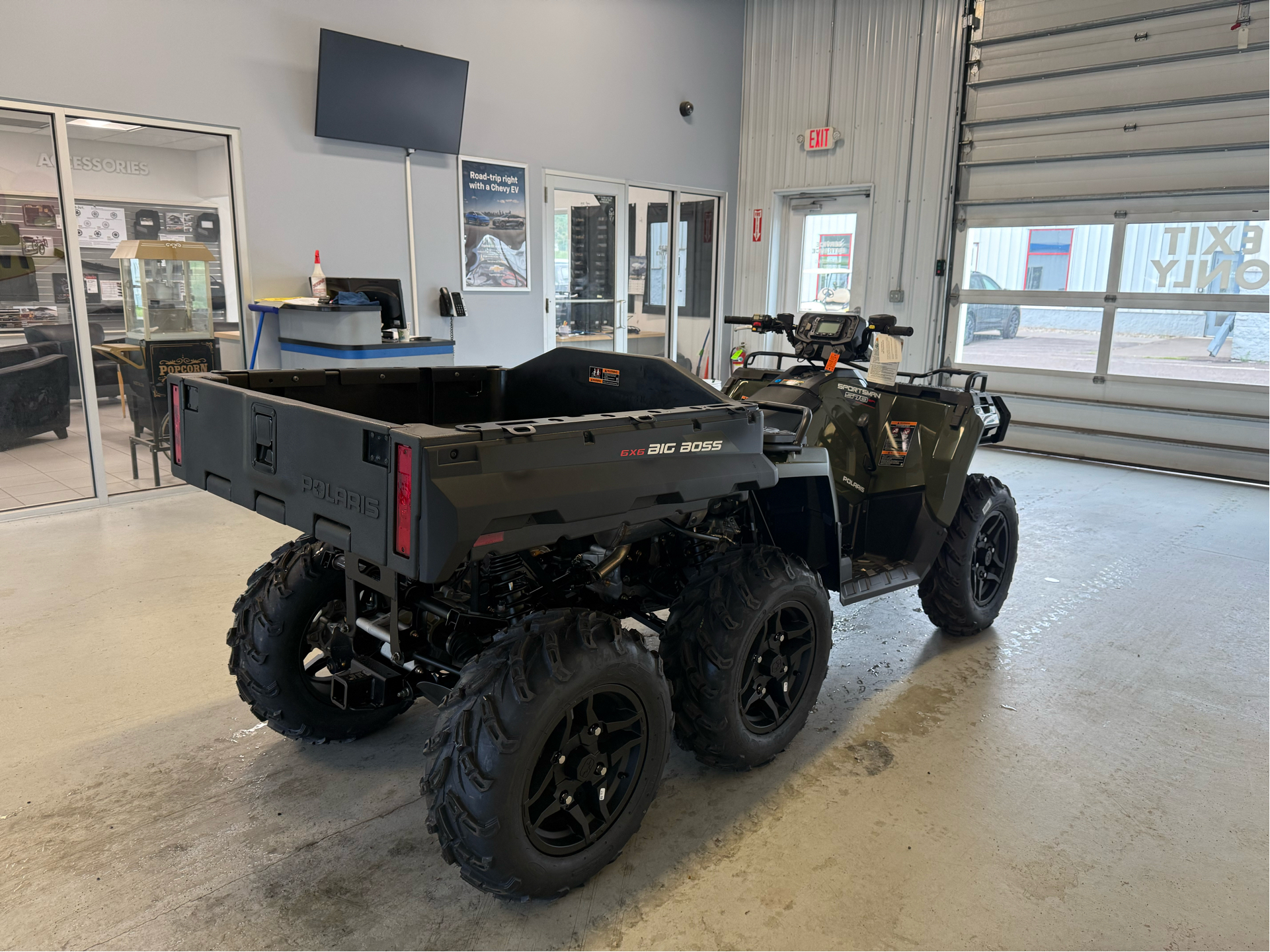 2025 Polaris Sportsman 6x6 570 in Two Harbors, Minnesota - Photo 16