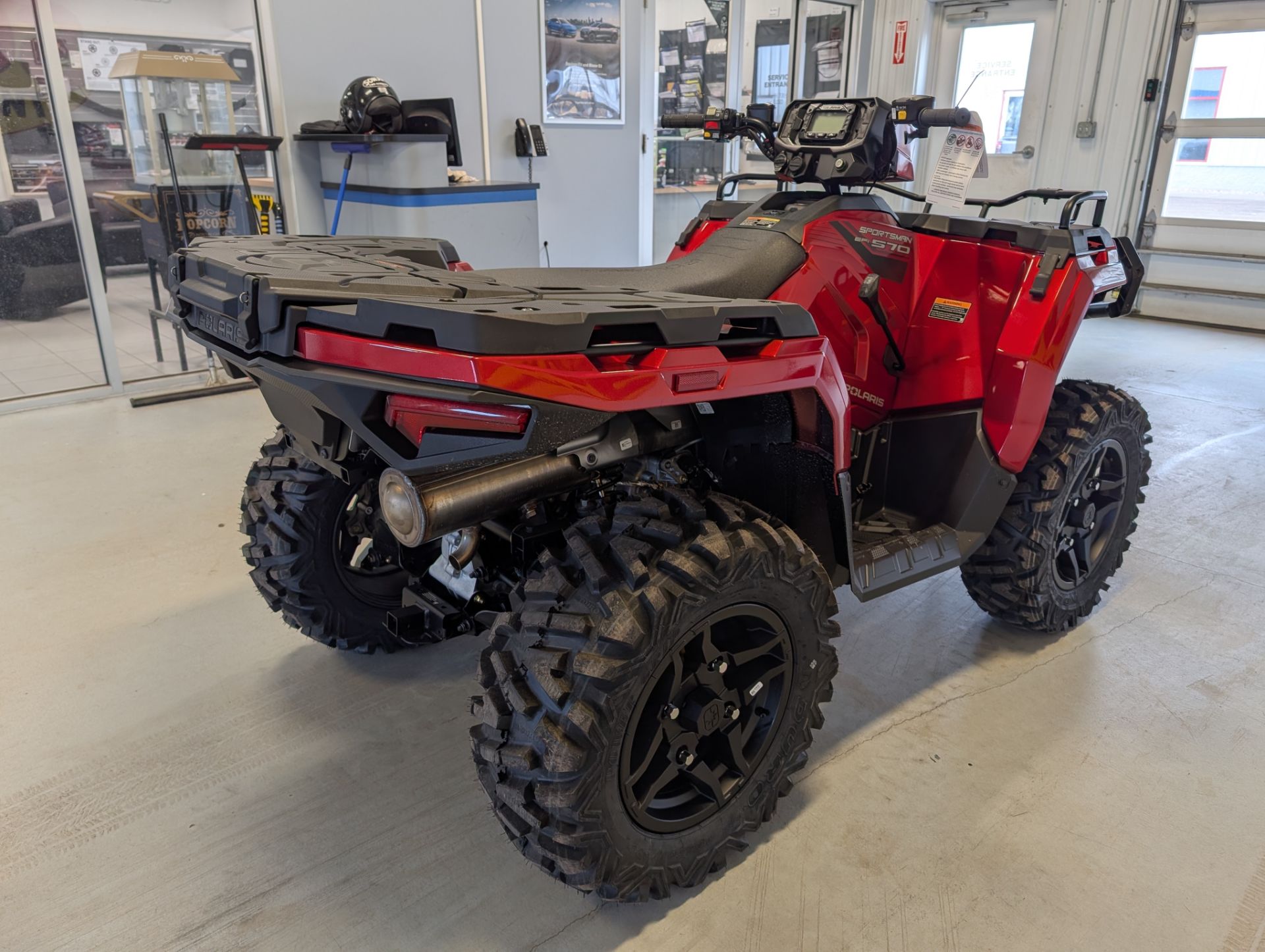 2026 Polaris Sportsman 570 Trail in Two Harbors, Minnesota - Photo 5