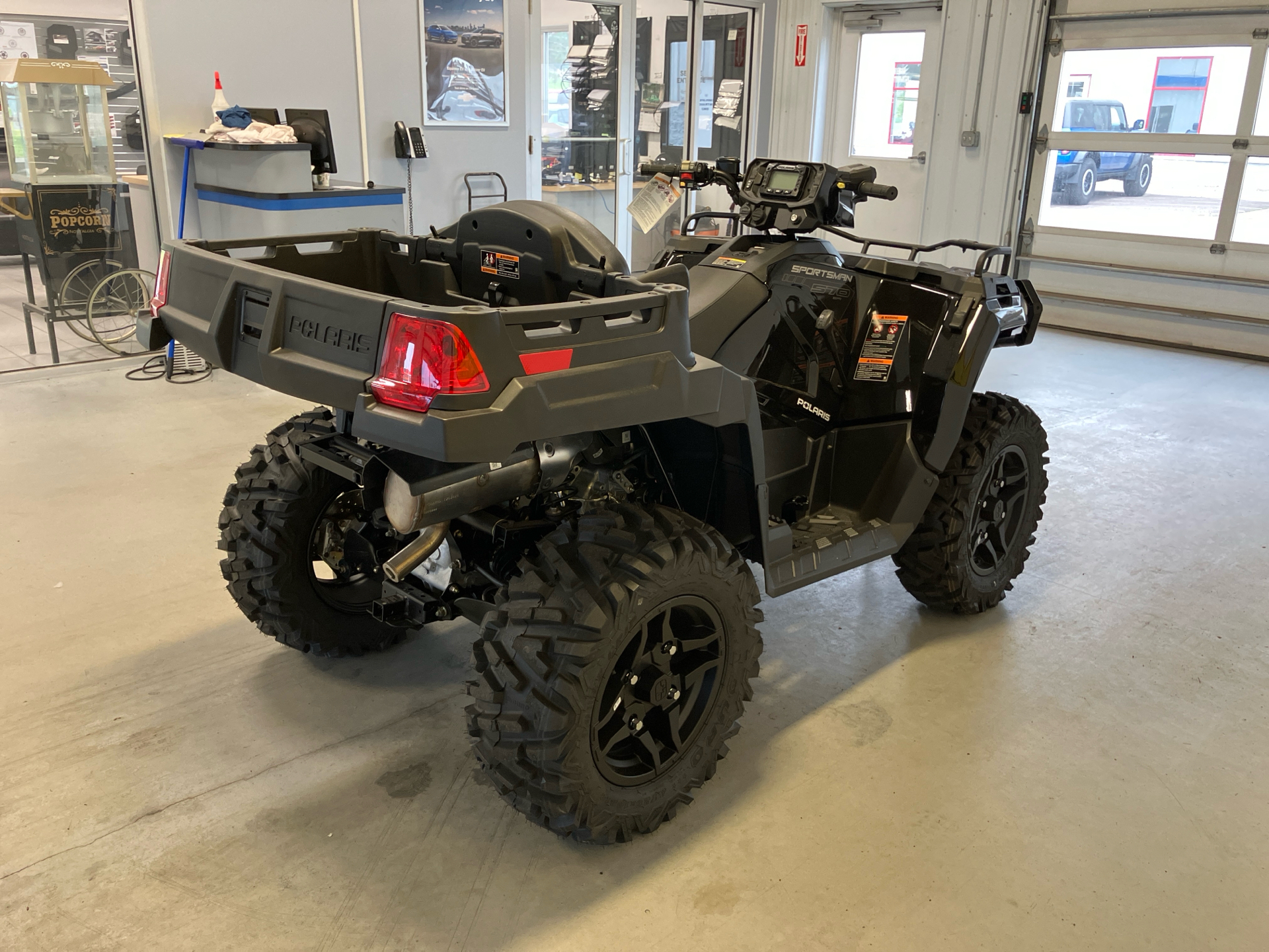 2025 Polaris Sportsman X2 570 in Two Harbors, Minnesota - Photo 5