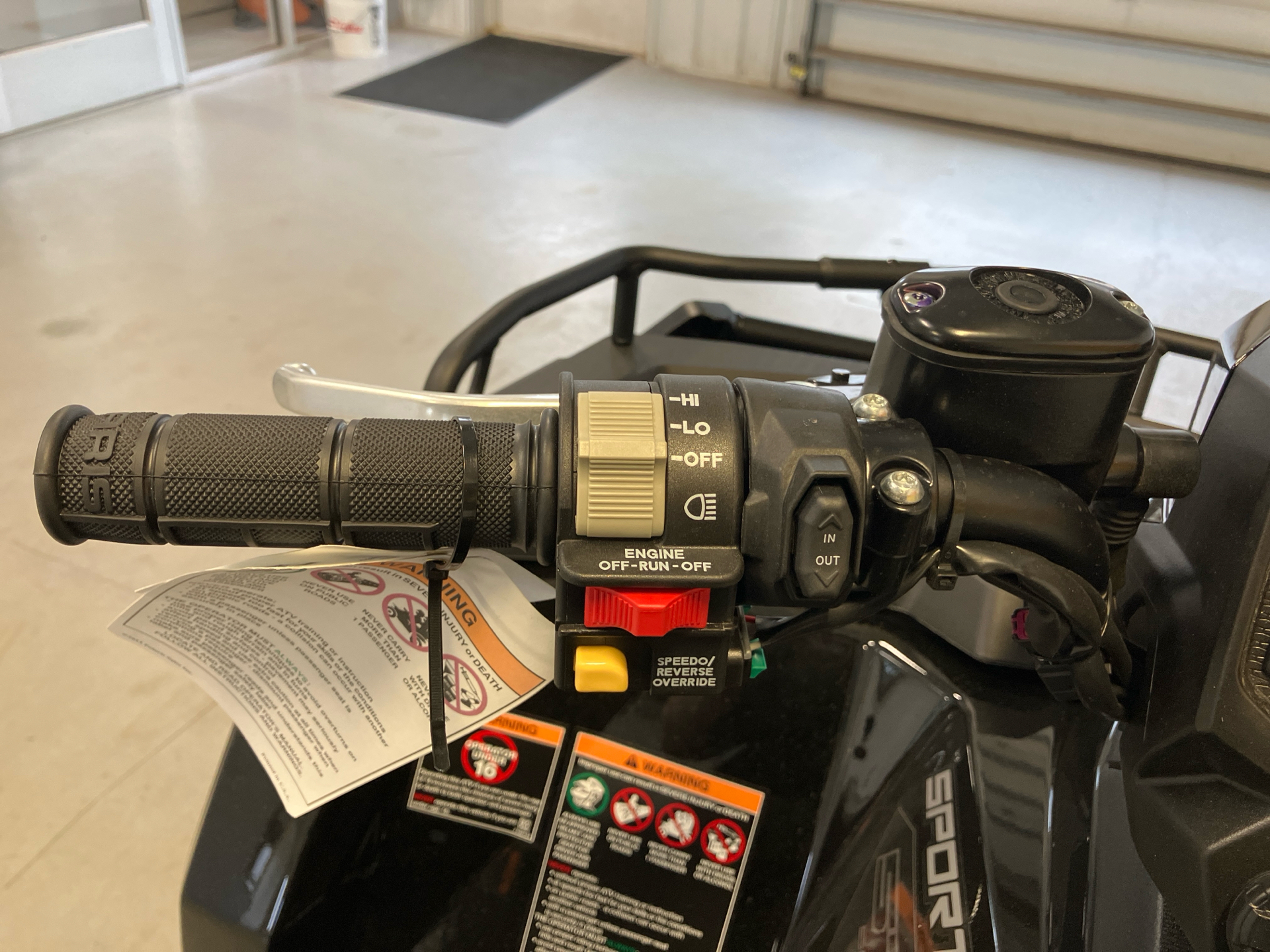 2025 Polaris Sportsman X2 570 in Two Harbors, Minnesota - Photo 10