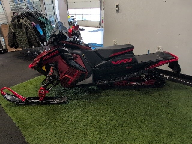 2025 Polaris Patriot Boost INDY VR1 137 Dynamix SC ES in Two Harbors, Minnesota - Photo 3