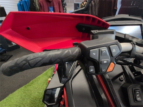 2025 Polaris Patriot Boost INDY VR1 137 Dynamix SC ES in Two Harbors, Minnesota - Photo 9