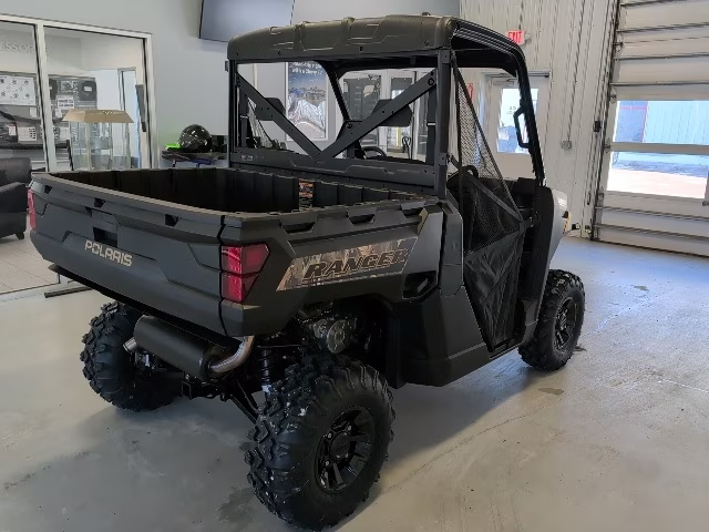 2026 Polaris Ranger 1000 Premium in Two Harbors, Minnesota - Photo 5