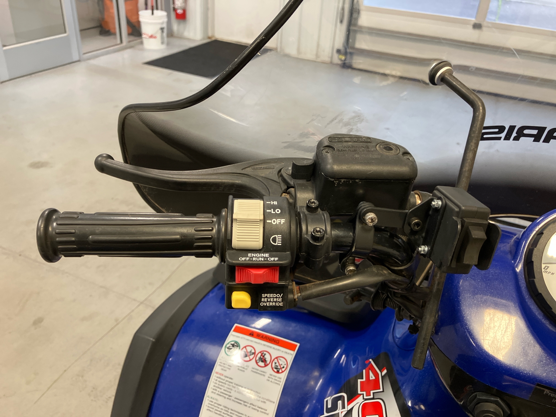 2004 Polaris Sportsman 400 in Two Harbors, Minnesota - Photo 9