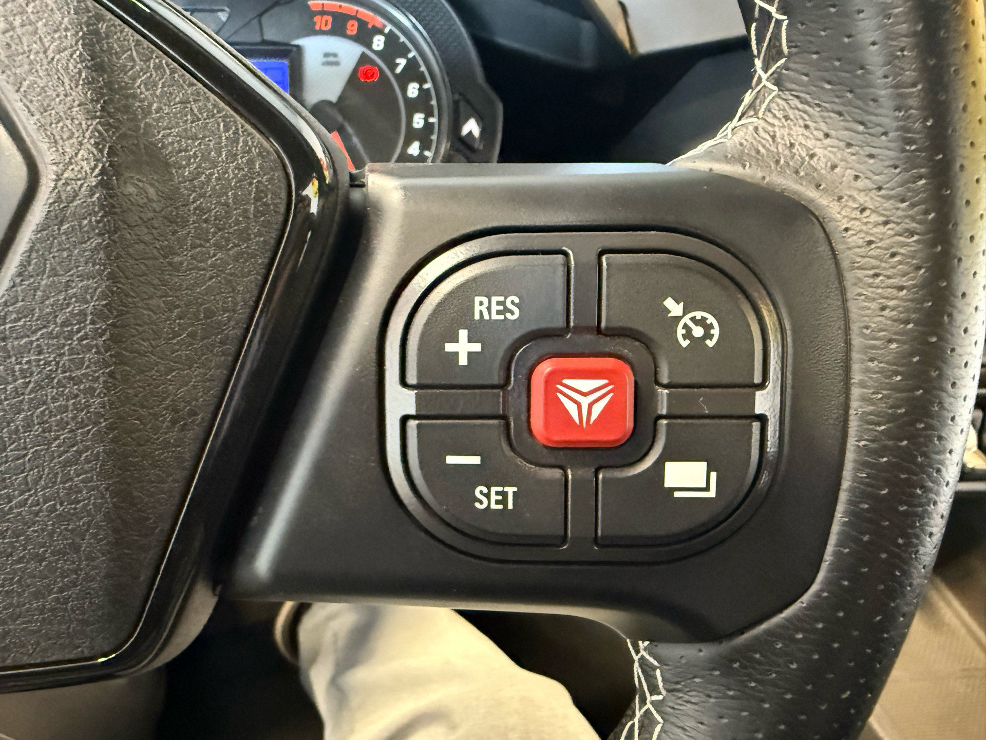 2021 Polaris Slingshot R in Two Harbors, Minnesota - Photo 9