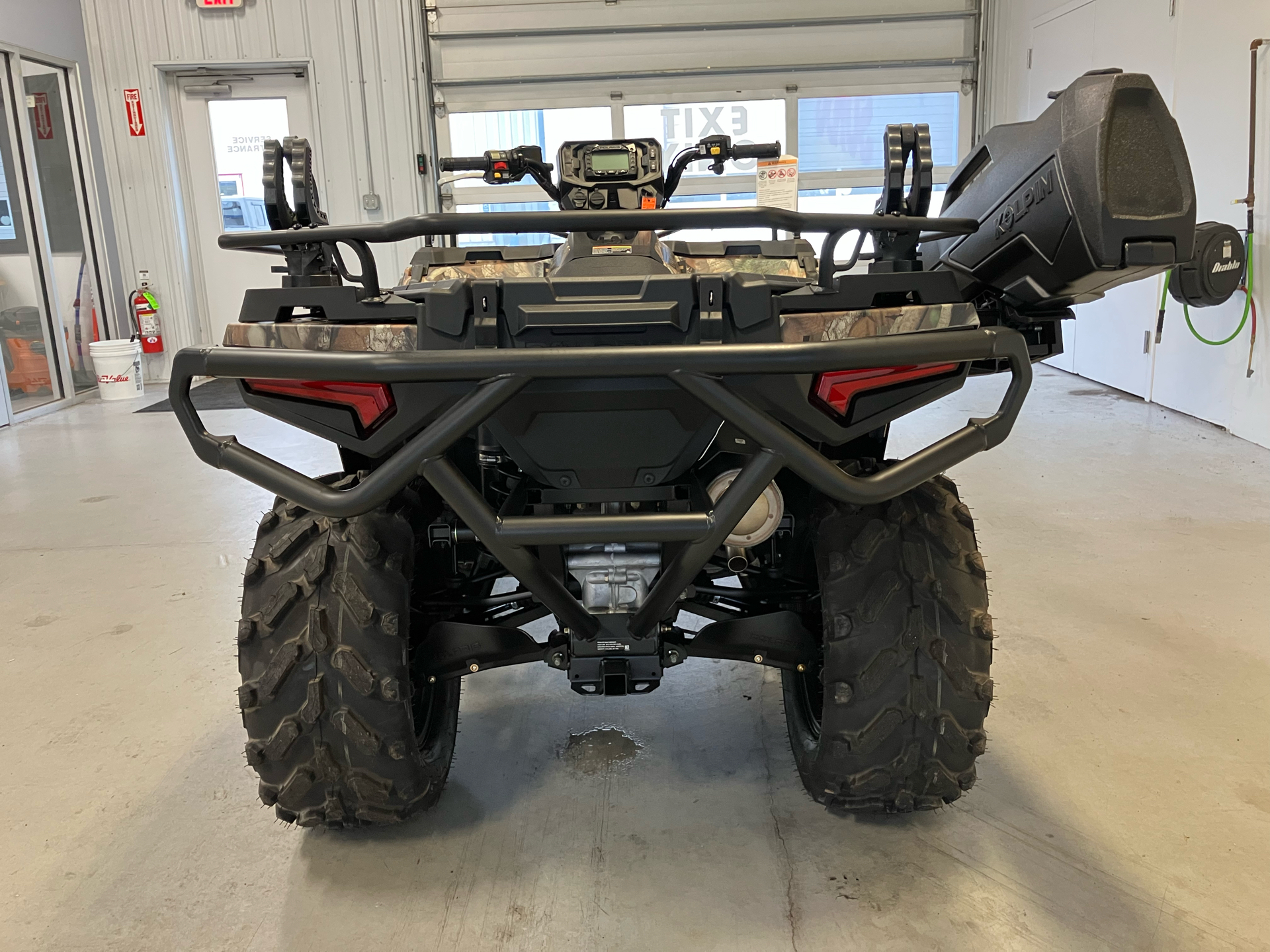 2025 Polaris Sportsman 570 Hunt Edition in Two Harbors, Minnesota - Photo 13