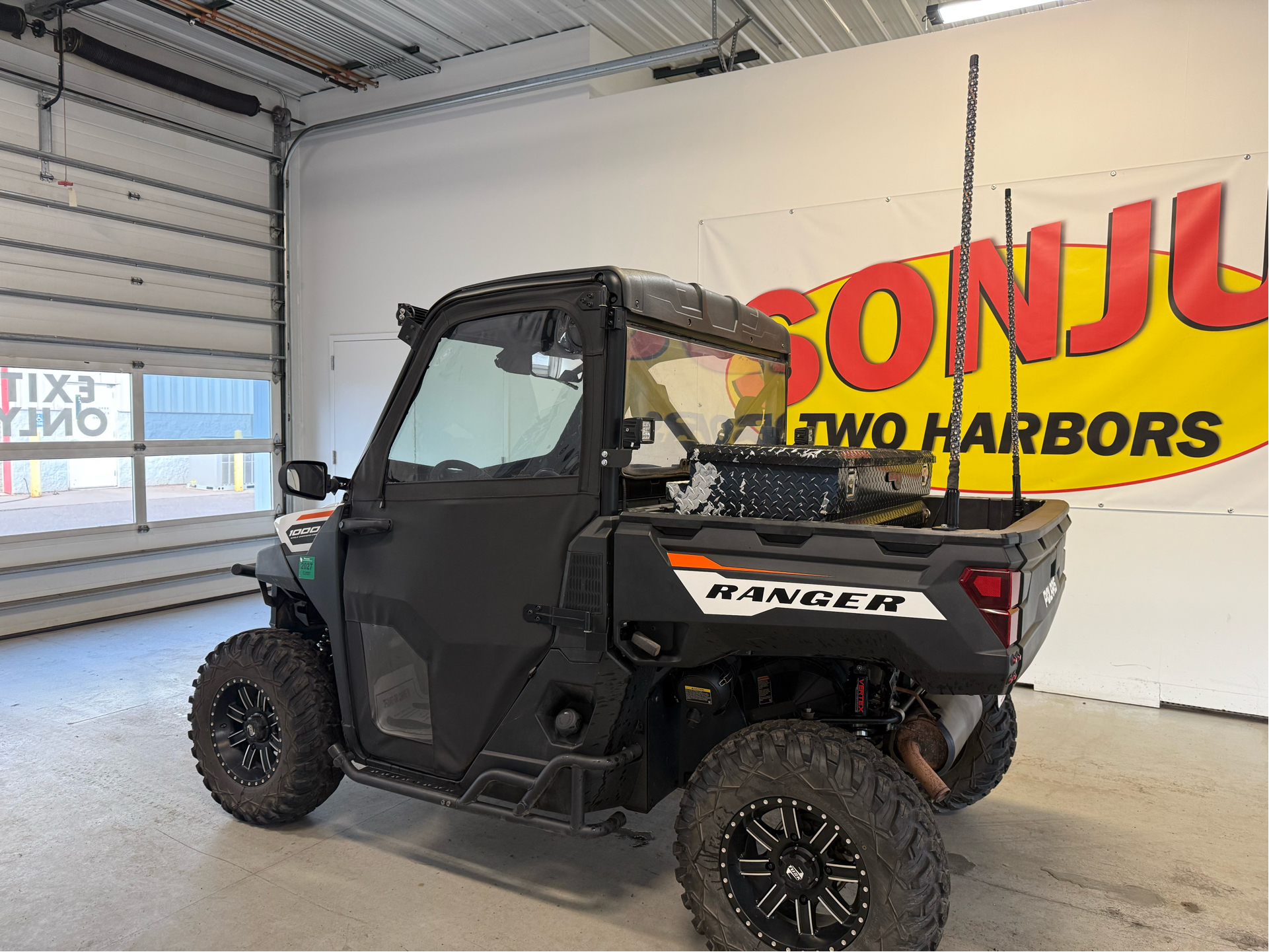 2023 Polaris Ranger 1000 Premium in Two Harbors, Minnesota - Photo 2